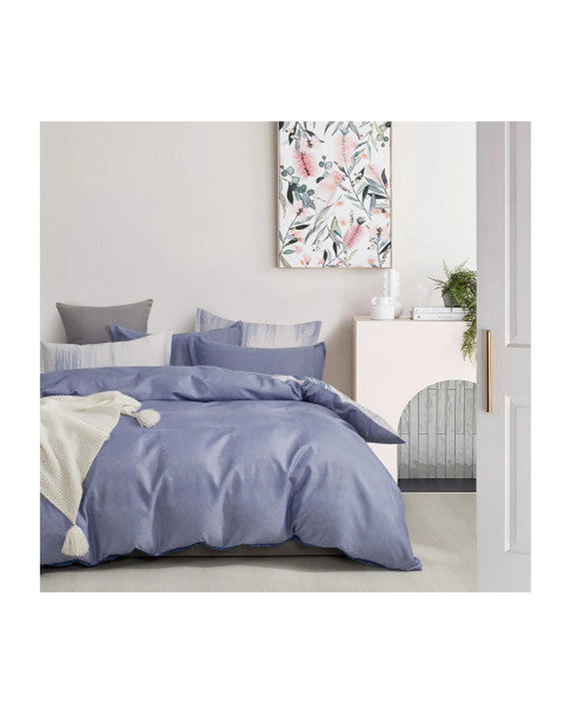 2 GIOIA CASA Chavez microfiber reversible quilt cover  - King - Blue, 2 of 6