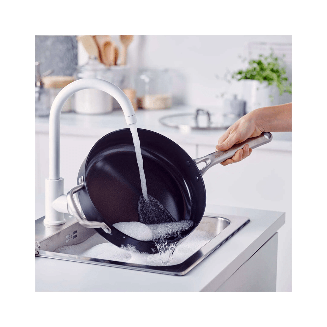 8 Greenpan Omega Series Covered Non Stick Skillet 28cm/4.24l Home Kitchen Cookware
 - Black, 8 of 9
