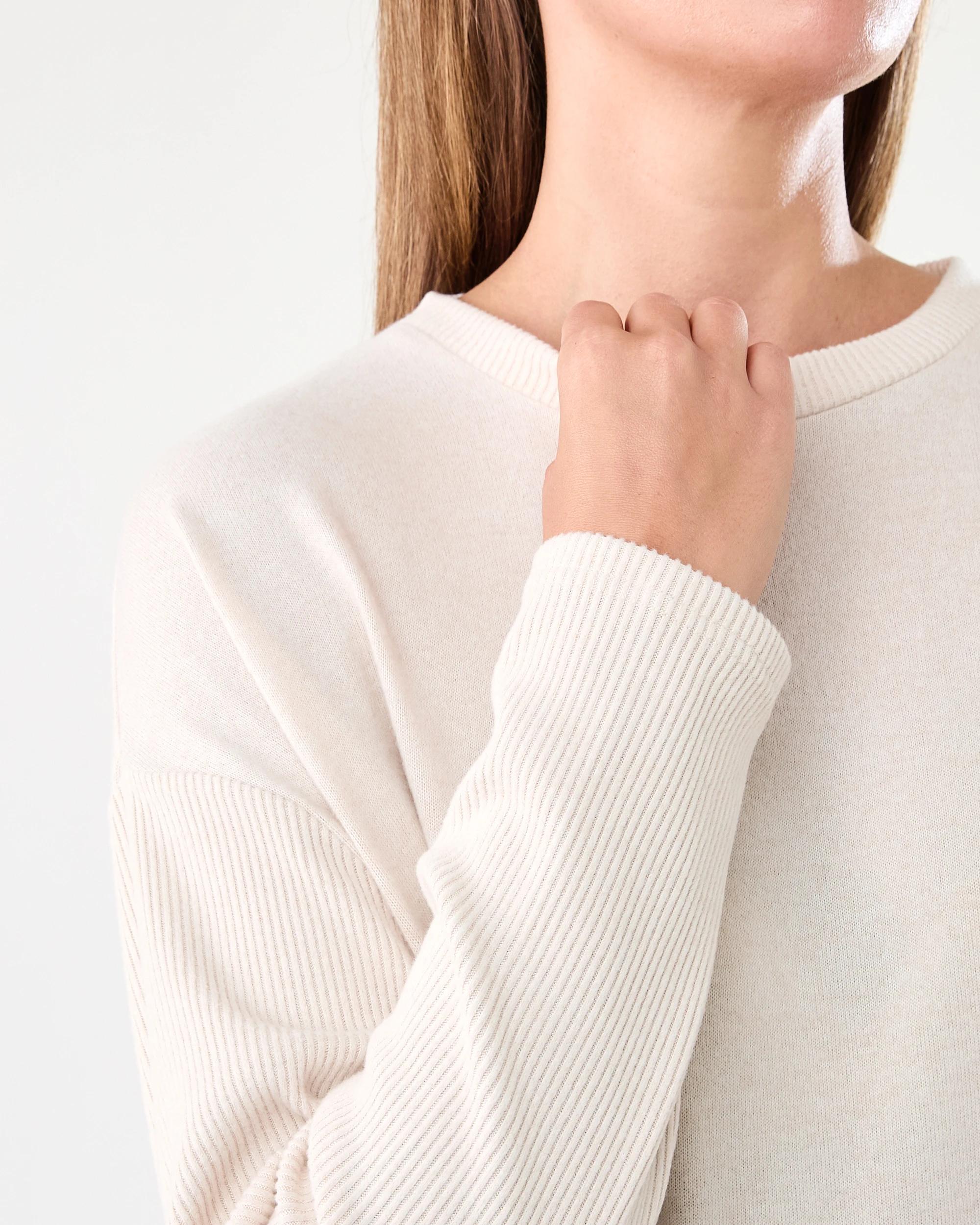 6 Super Soft Rib Sleeve Lounge Top Marled Oat, 6 of 8