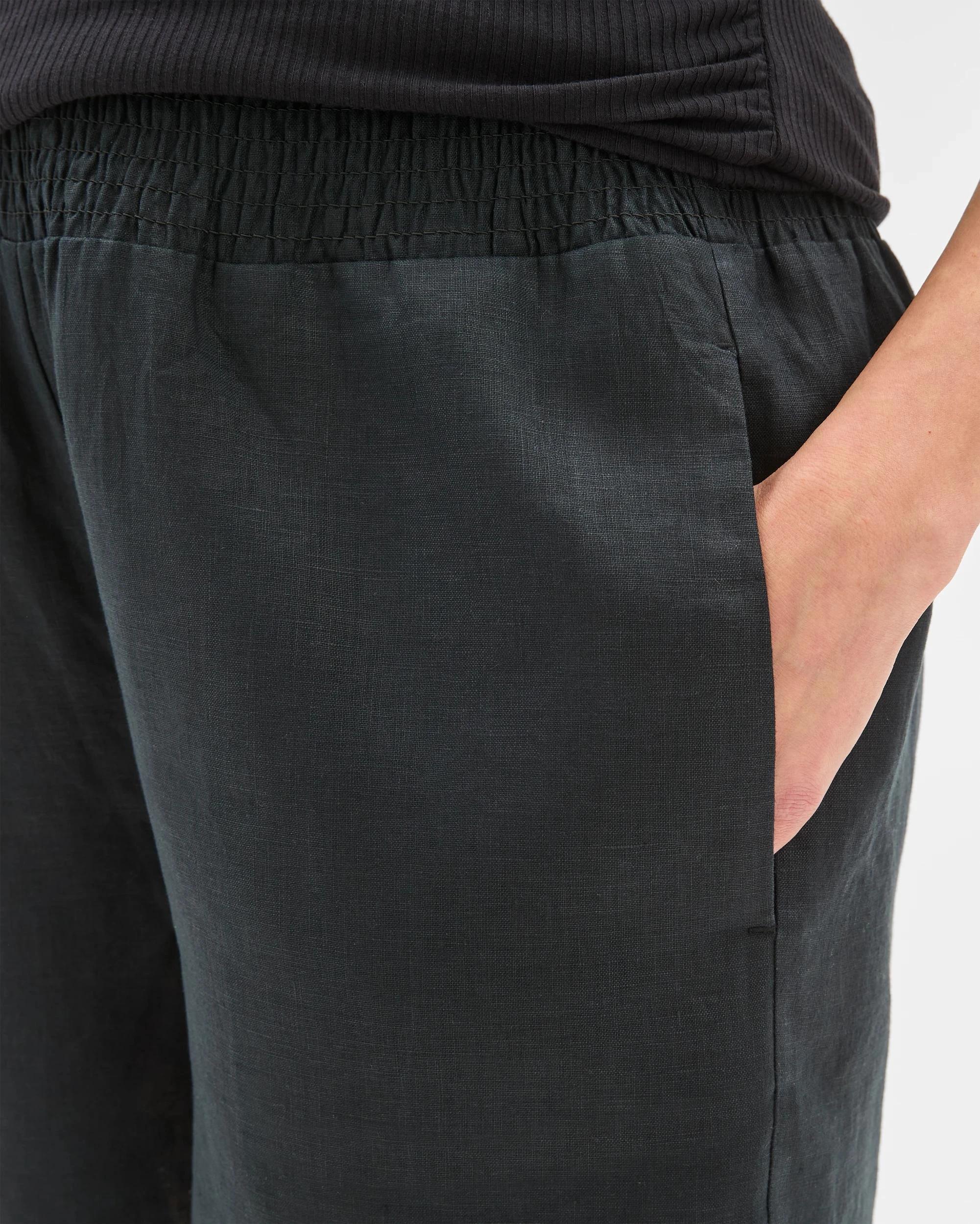 5 Target Maternity European Linen Shirred Shorts BLACK, 5 of 6