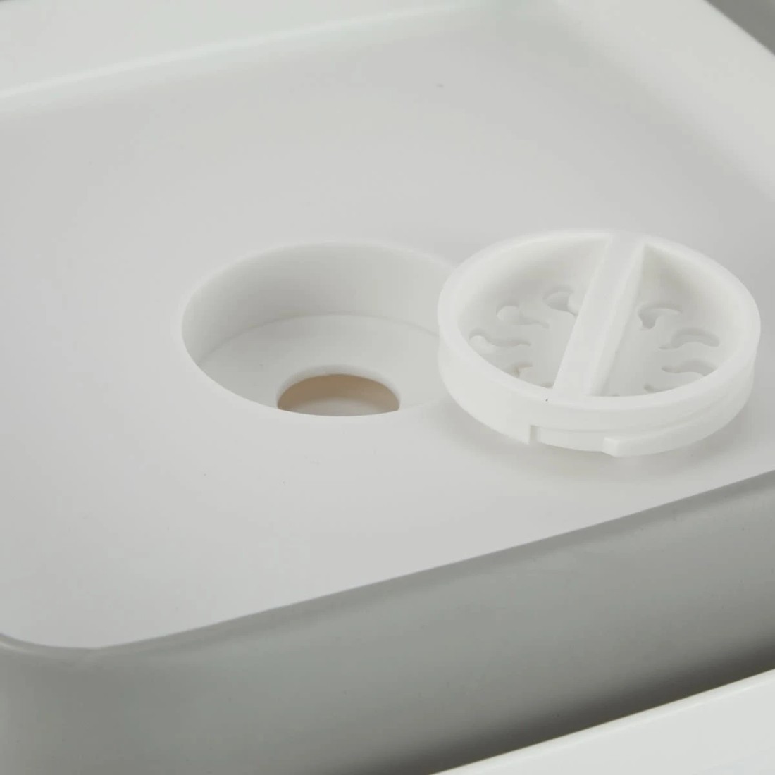 9 Collapsible Sink with Plug, 9 of 10