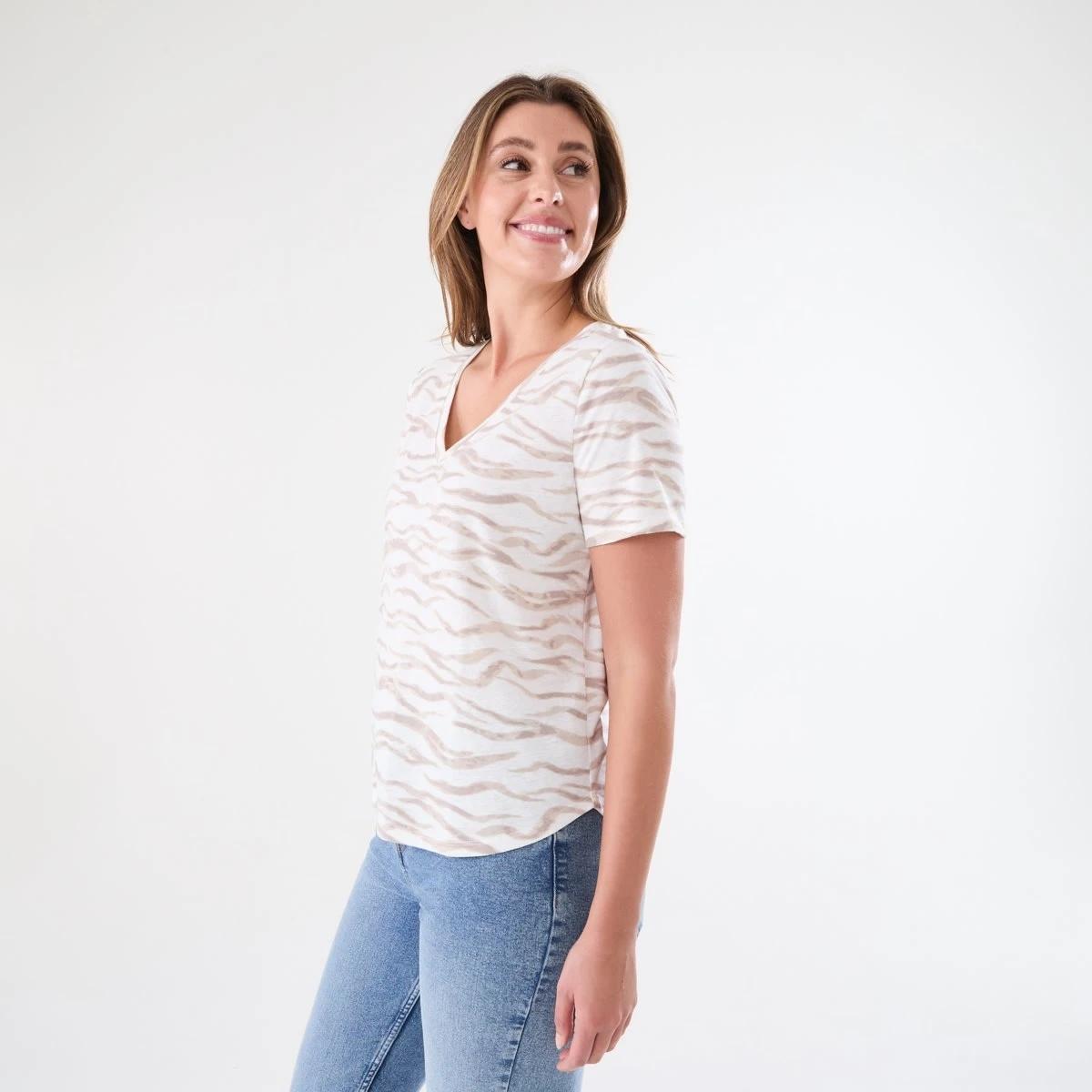 3 Short Sleeve Linen Blend V-Neck T-shirt SOFT ZEBRA CLOUD DANCER, 3 of 6