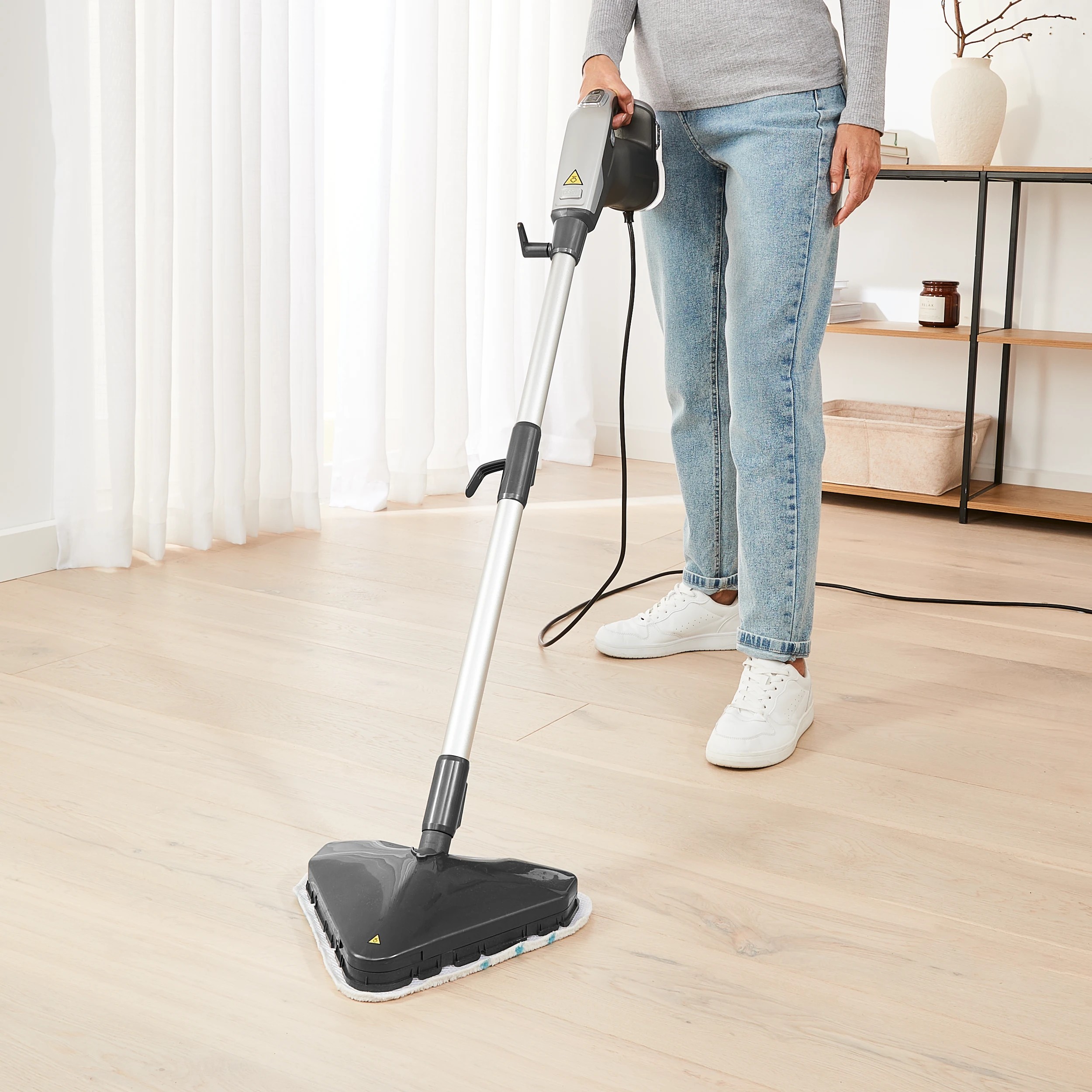 7 2-in-1 Floor & Hand Steamer - Grey and Black, 7 of 10