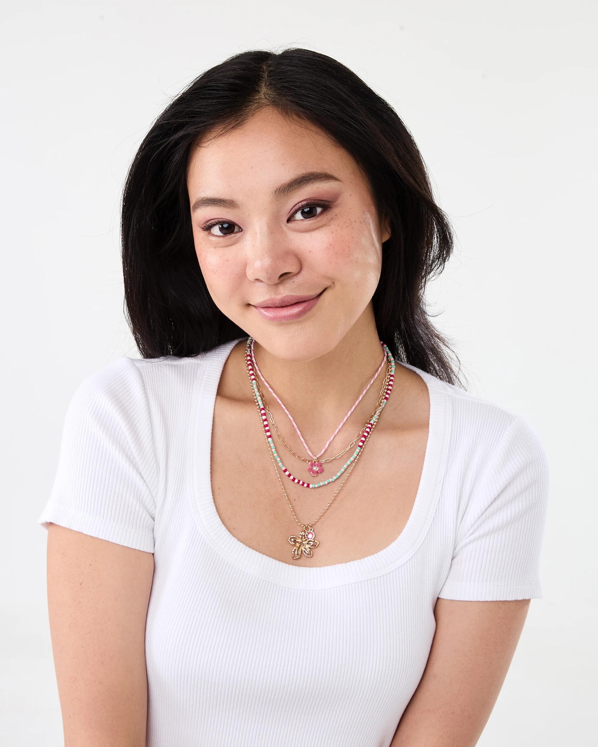 3 4 Pack Flower Necklace Gold, 3 of 4