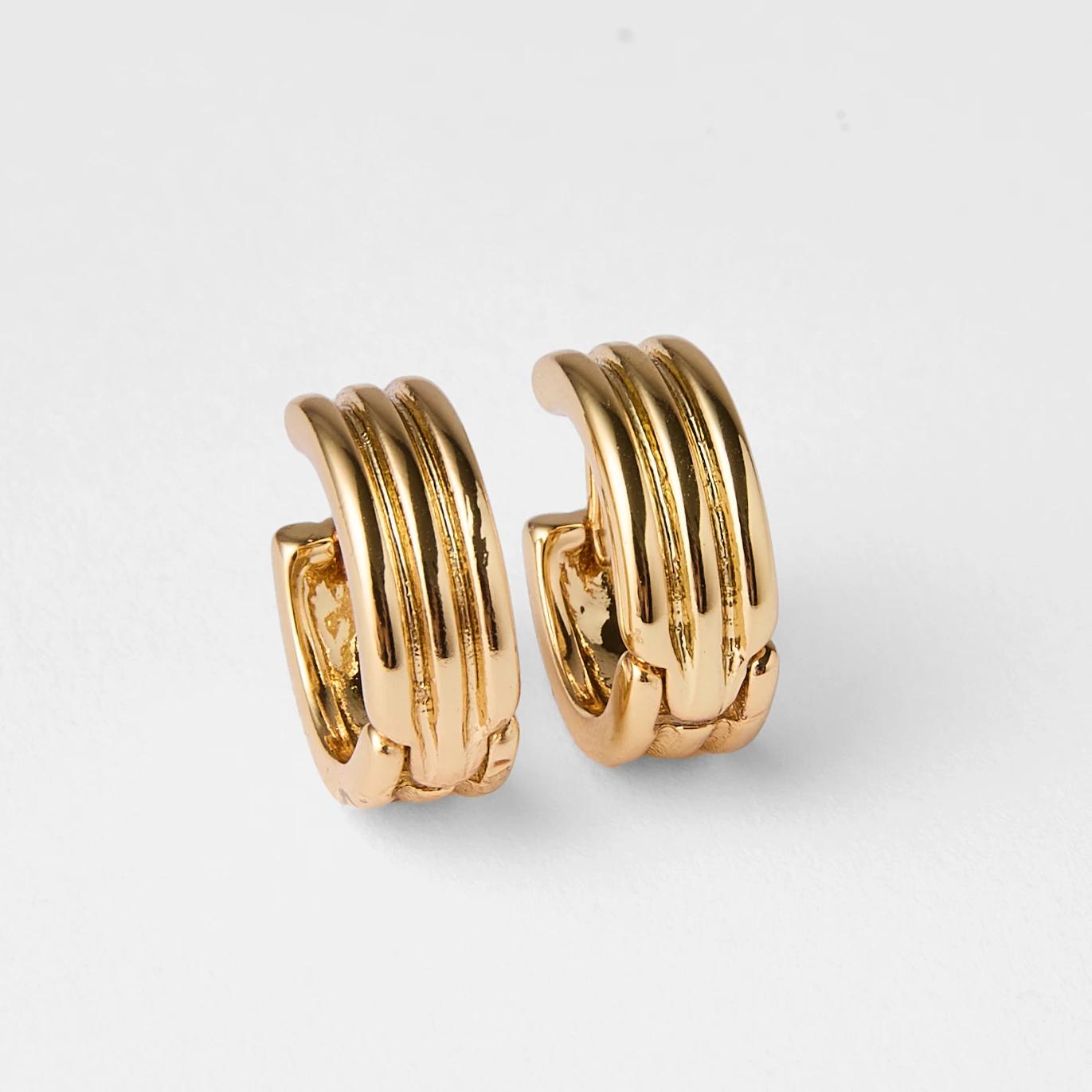 2 18K Gold Plated Hinge Hoop Earrings Gold, 2 of 5