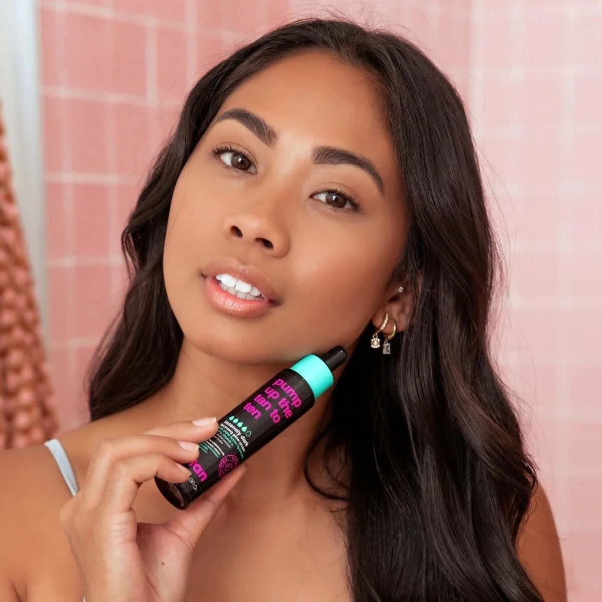 5 b.tan Pump Up the Tan to Ten Bronzing Glow Drops 30ml - Insanely Dark, Triple Action Hyaluronic Acid and Vitamin A, 5 of 5