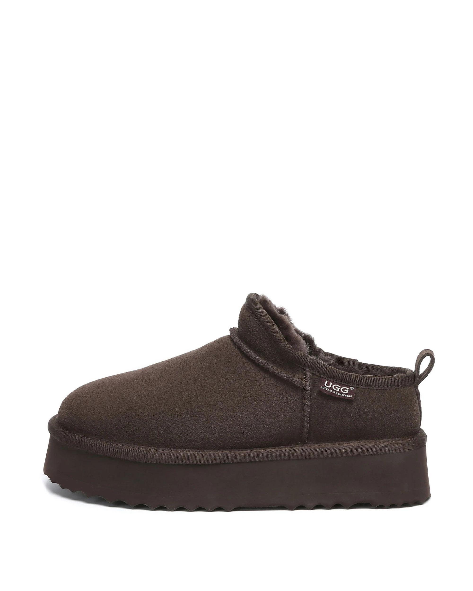 4 Australian Shepherd UGG Womens Nano Classic Platform Boots CHOCOLATE, 4 of 5