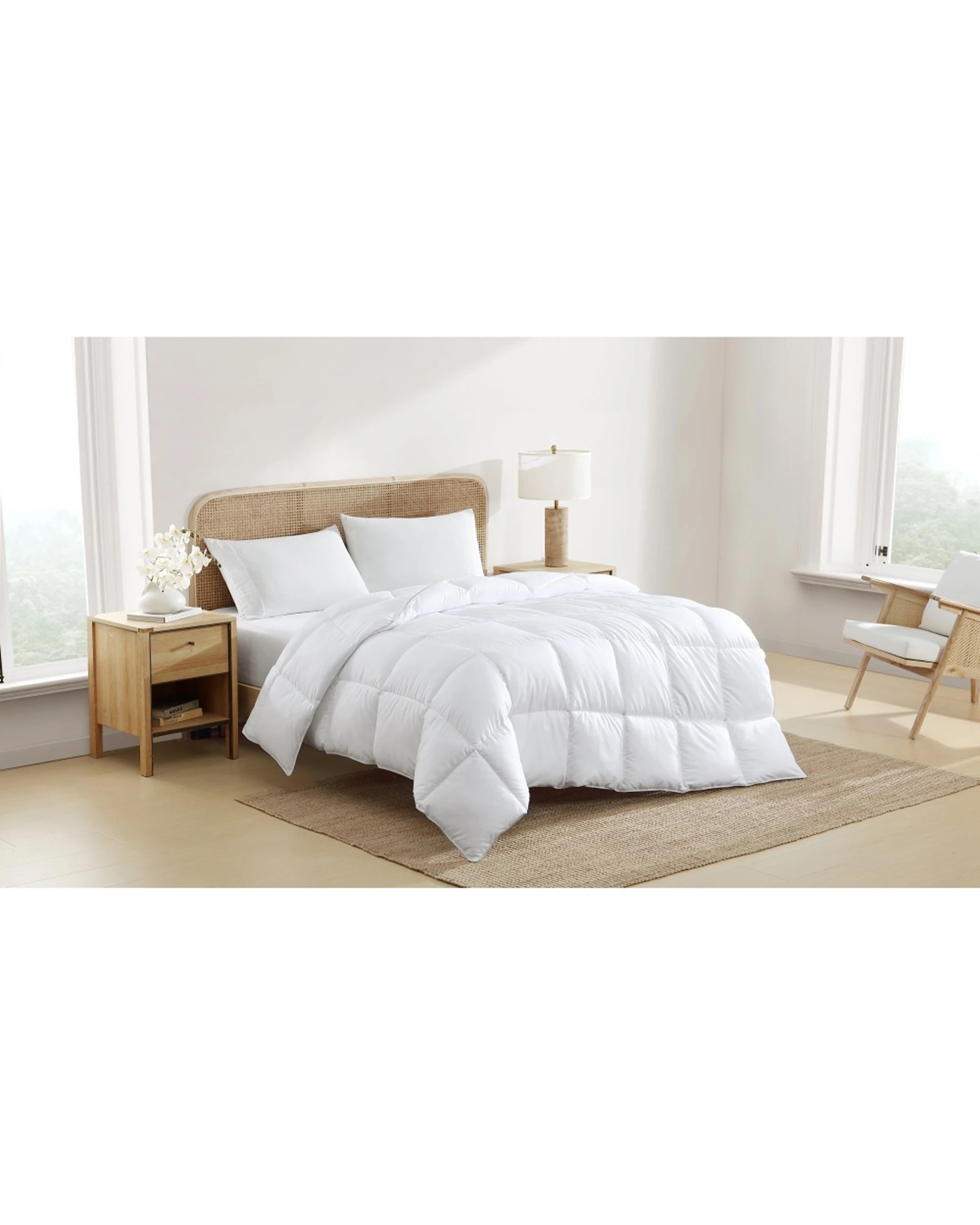 1 Ardor Ultimate Comfort Warmth Plush Soft Quilt - Double Bed - White, 1 of 3