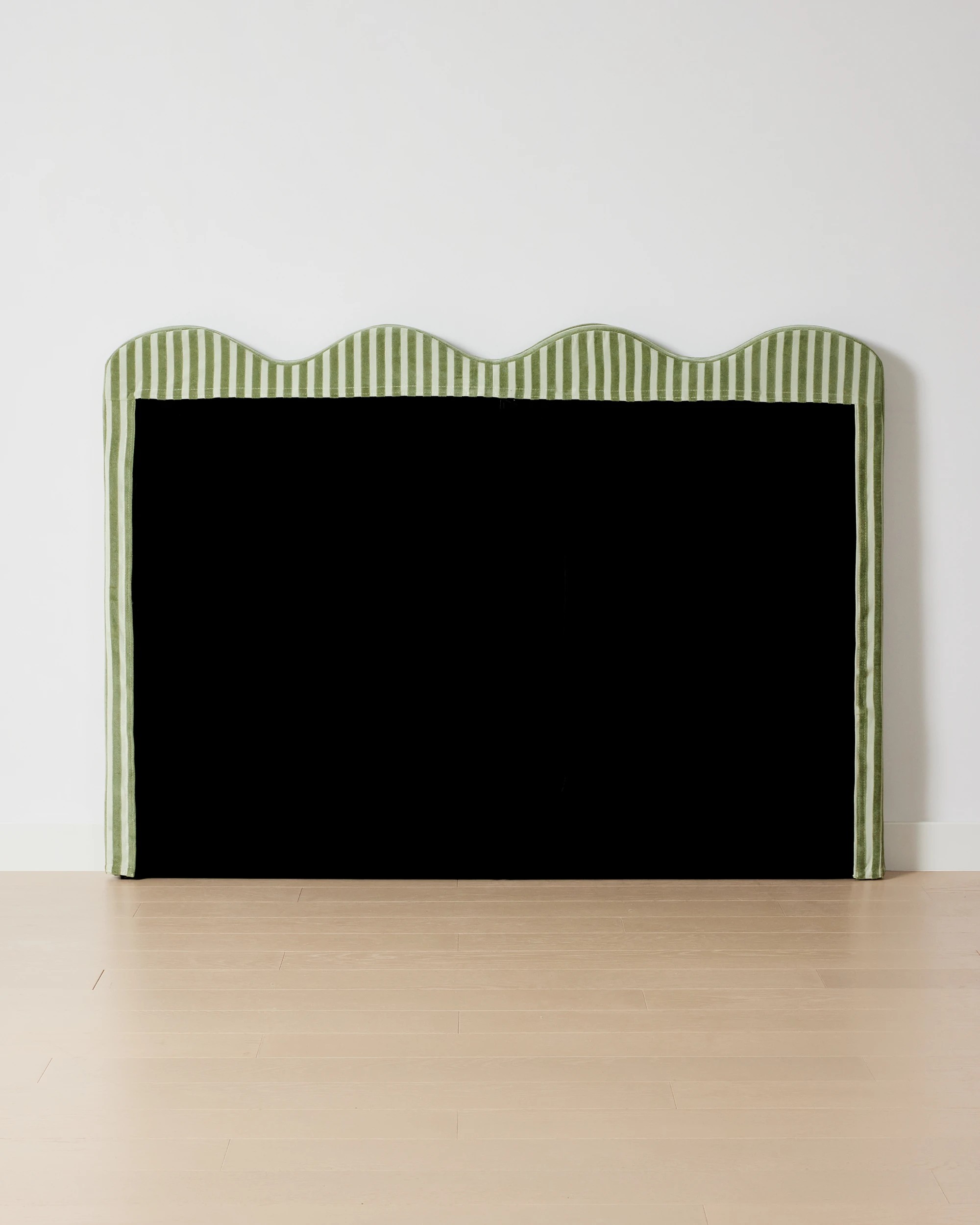 6 Wavy Bedhead Stripe - Queen Bed, 6 of 7