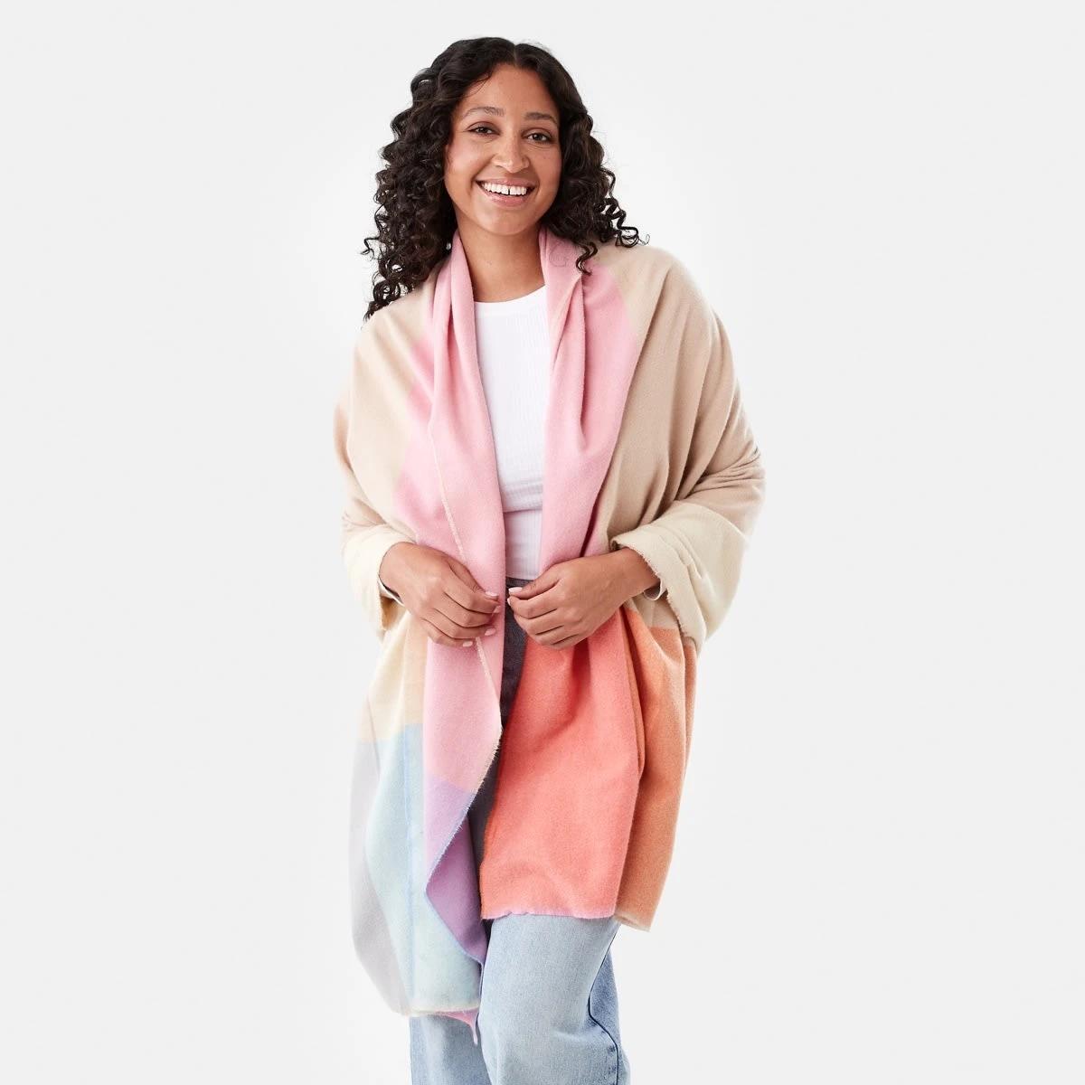 4 Winter Woven Scarf Pop Check, 4 of 4
