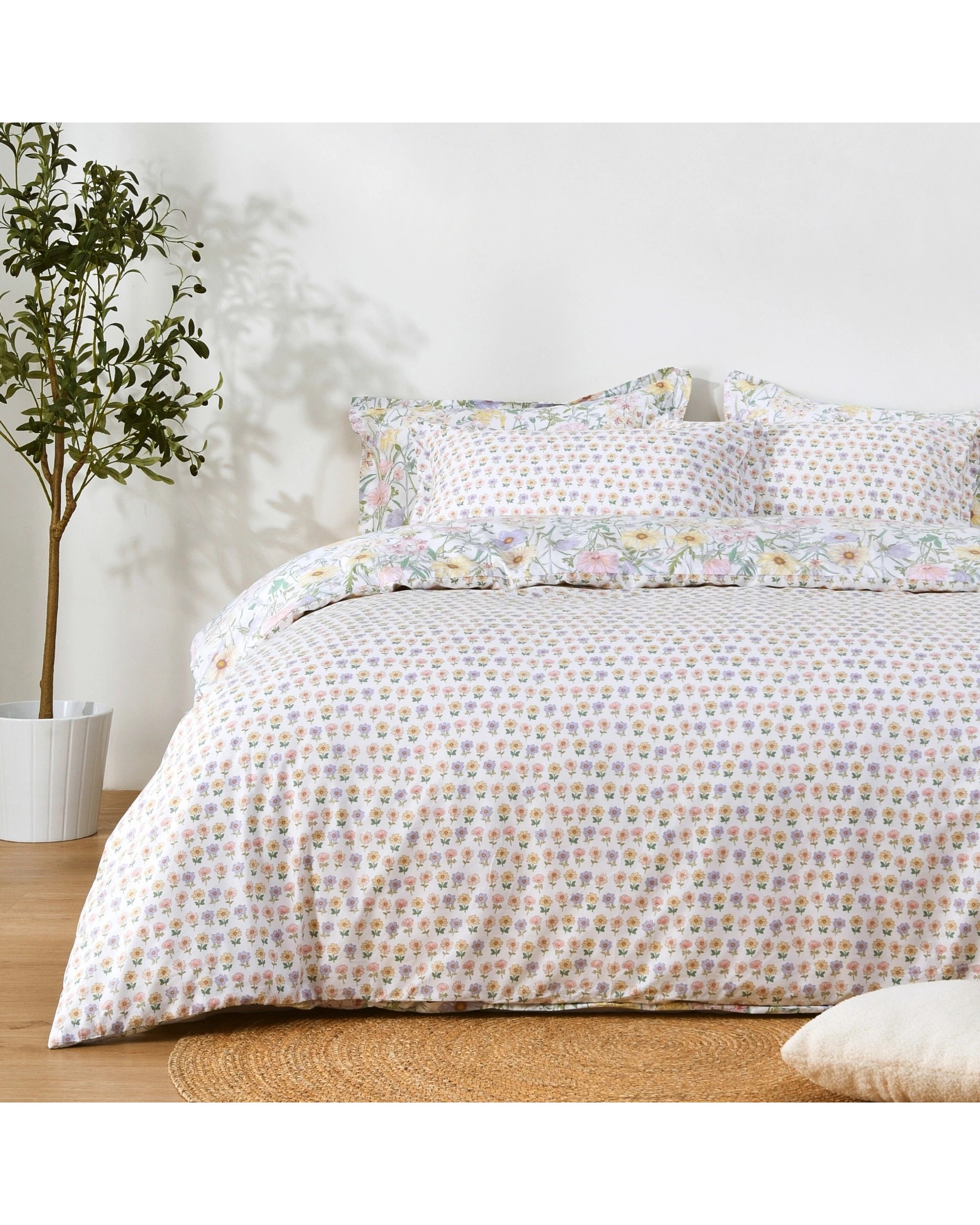 2 Dreamaker 100% Amara Cotton Reversible Quilt Cover Set - King Single Bed - Floral and Botanical, 2 of 8