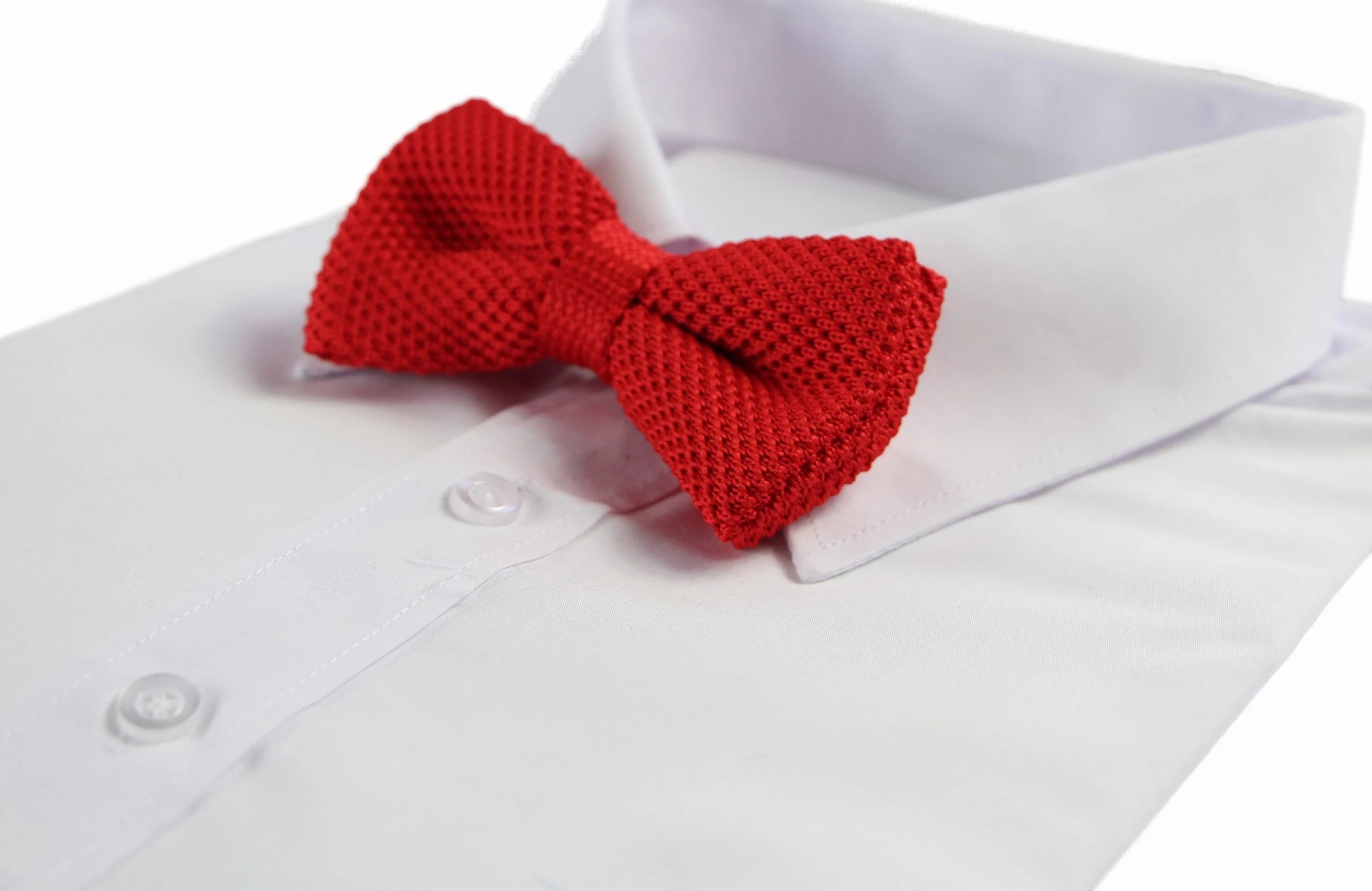 1 Zasel Mens Red Cross-Hatched Knitted Bow Tie - Red, 1 of 4