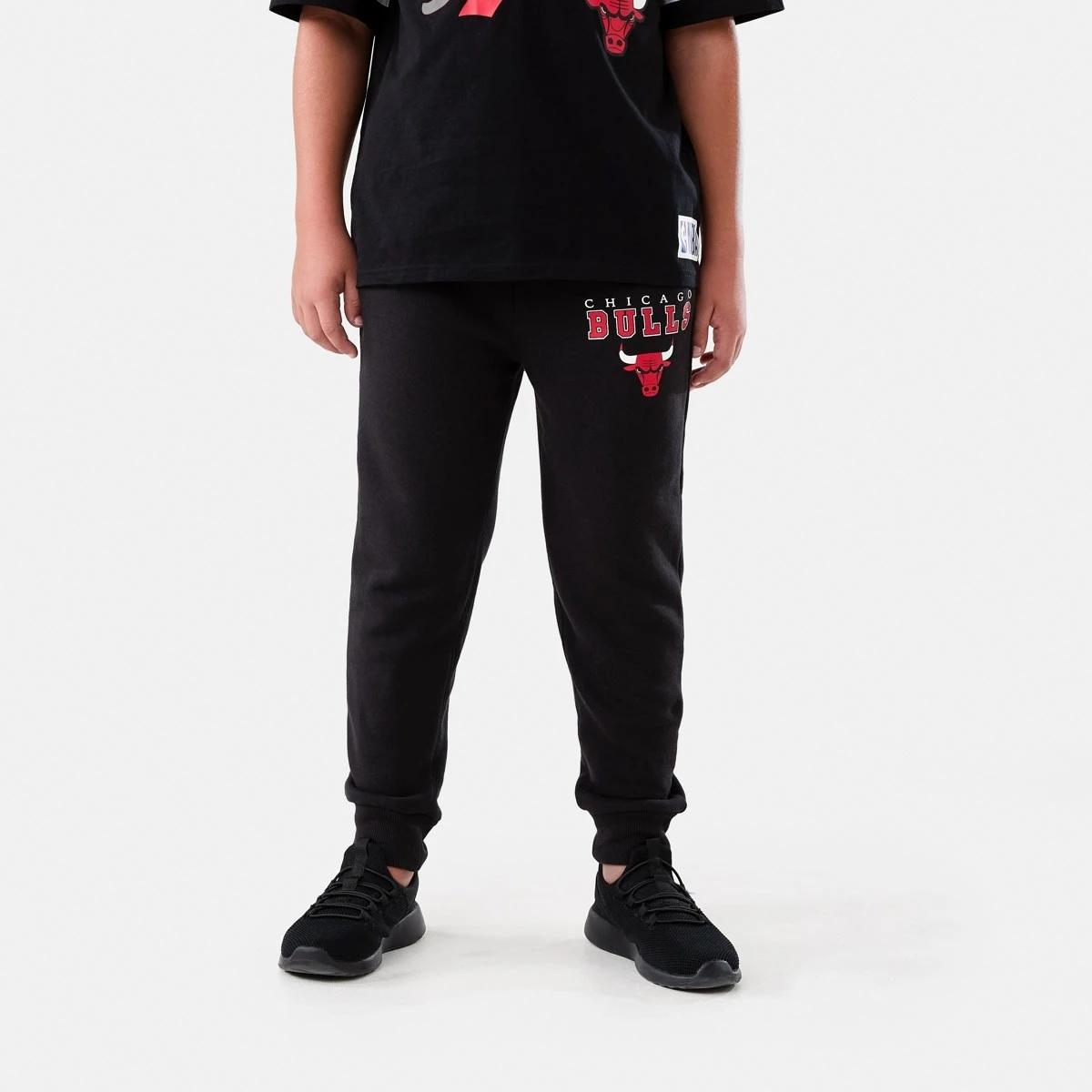 1 Official NBA Kids Trackpants Bulls 7cuz, 1 of 10