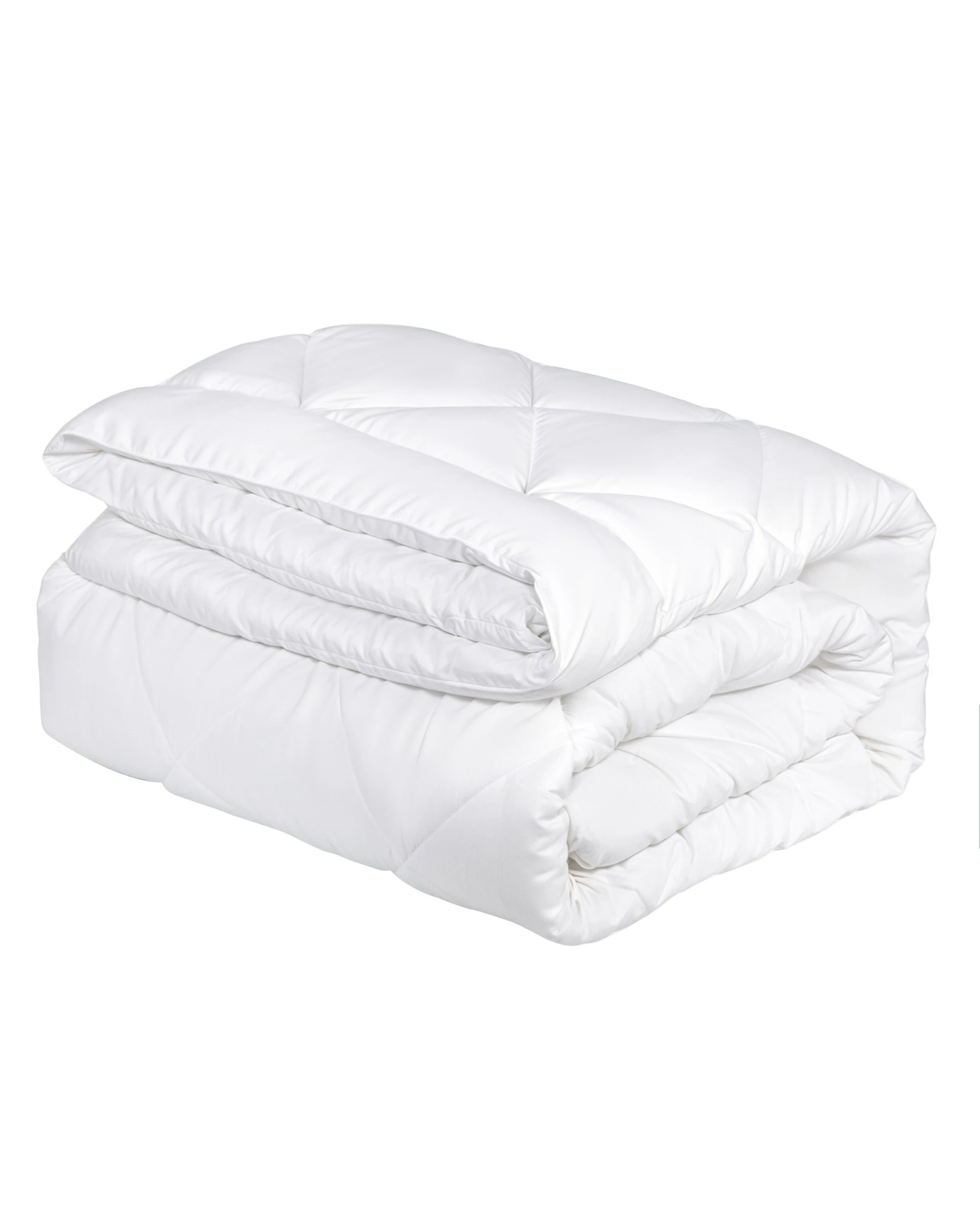1 Hacienda Microfiber/Bamboo Blend, Hypoallergenic & Antibacterial Quilt - Queen, 1 of 7