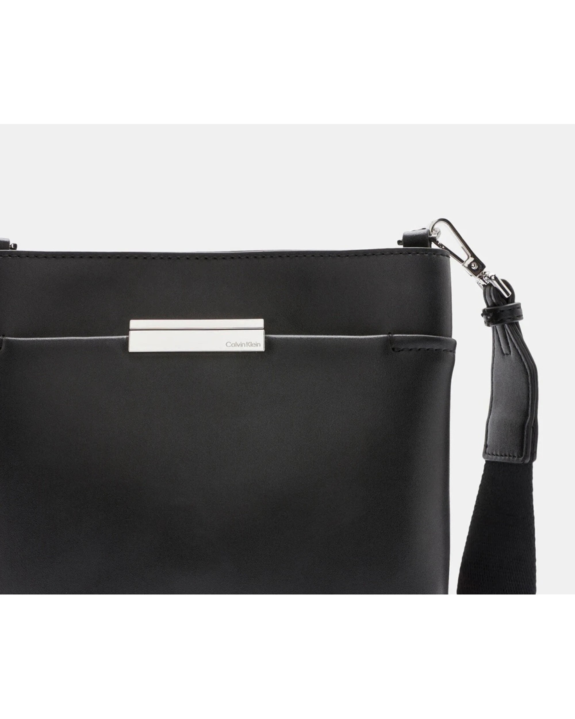 2 Calvin Klein Soma Mini Crossbody Bag Compact With Adjustable Strap - Black, 2 of 5