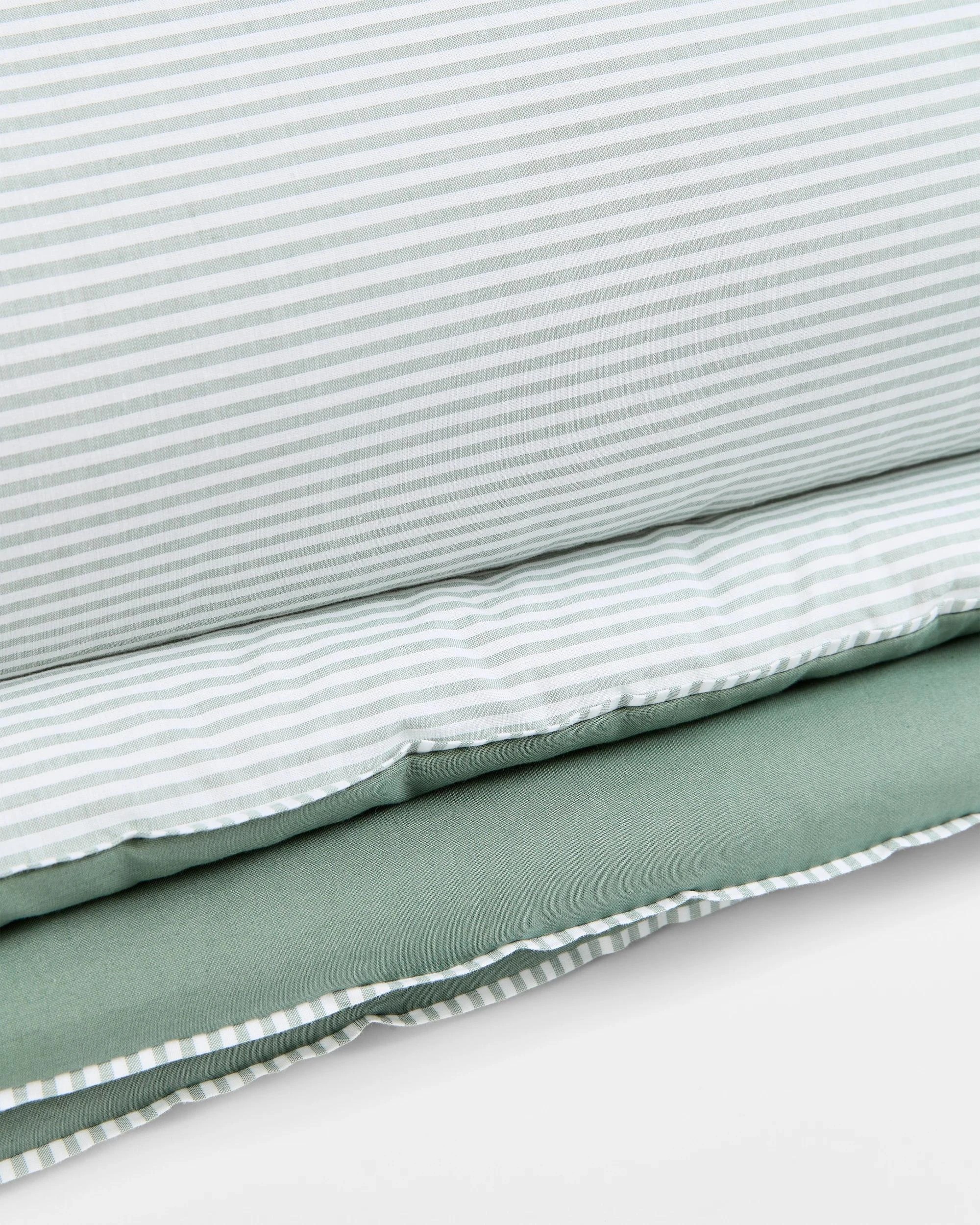 6 Target Hampton Comforter Set - Queen Bed - Green, 6 of 10