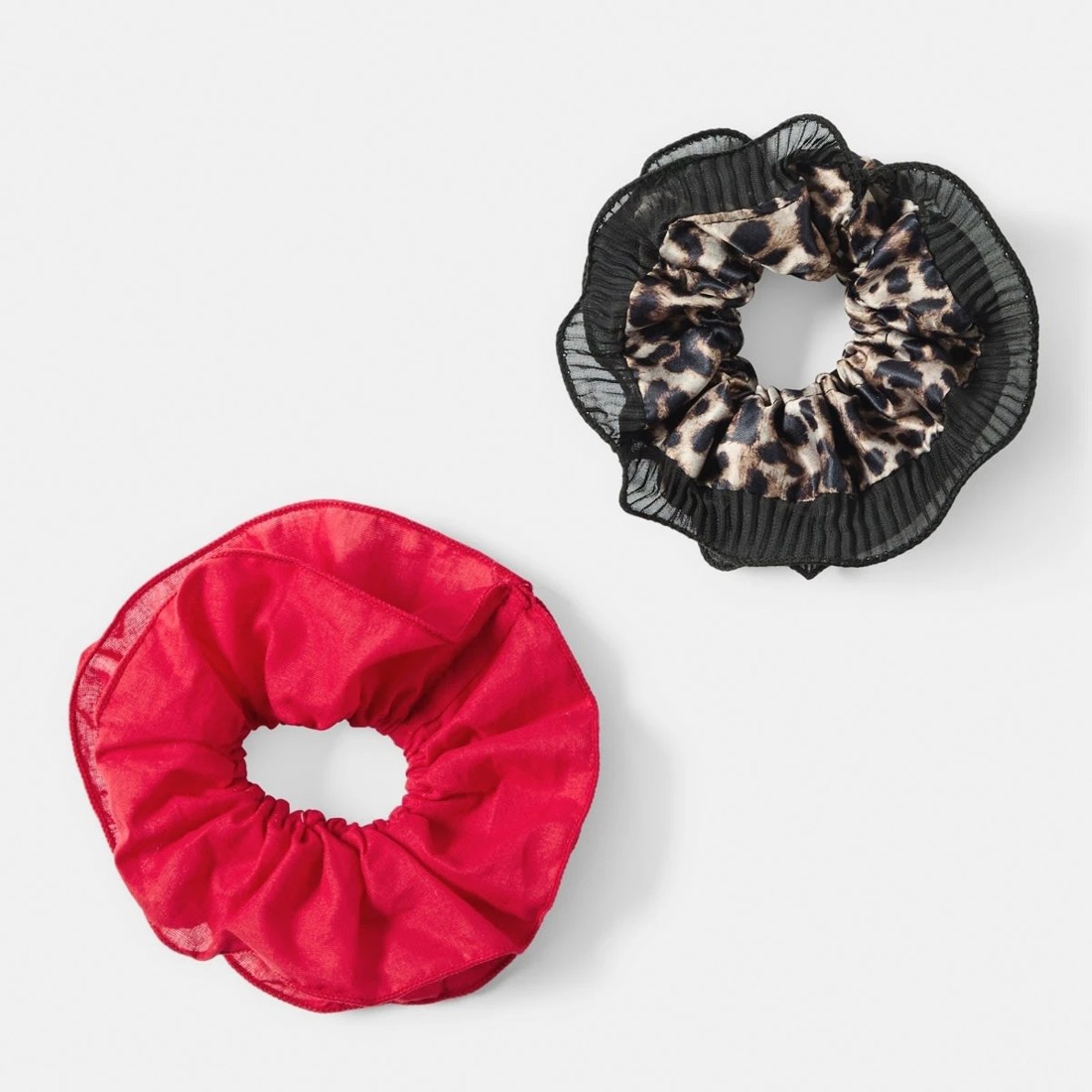 2 2 Pack Leopard Print Hair Scrunchies - Black and Red, 2 of 4