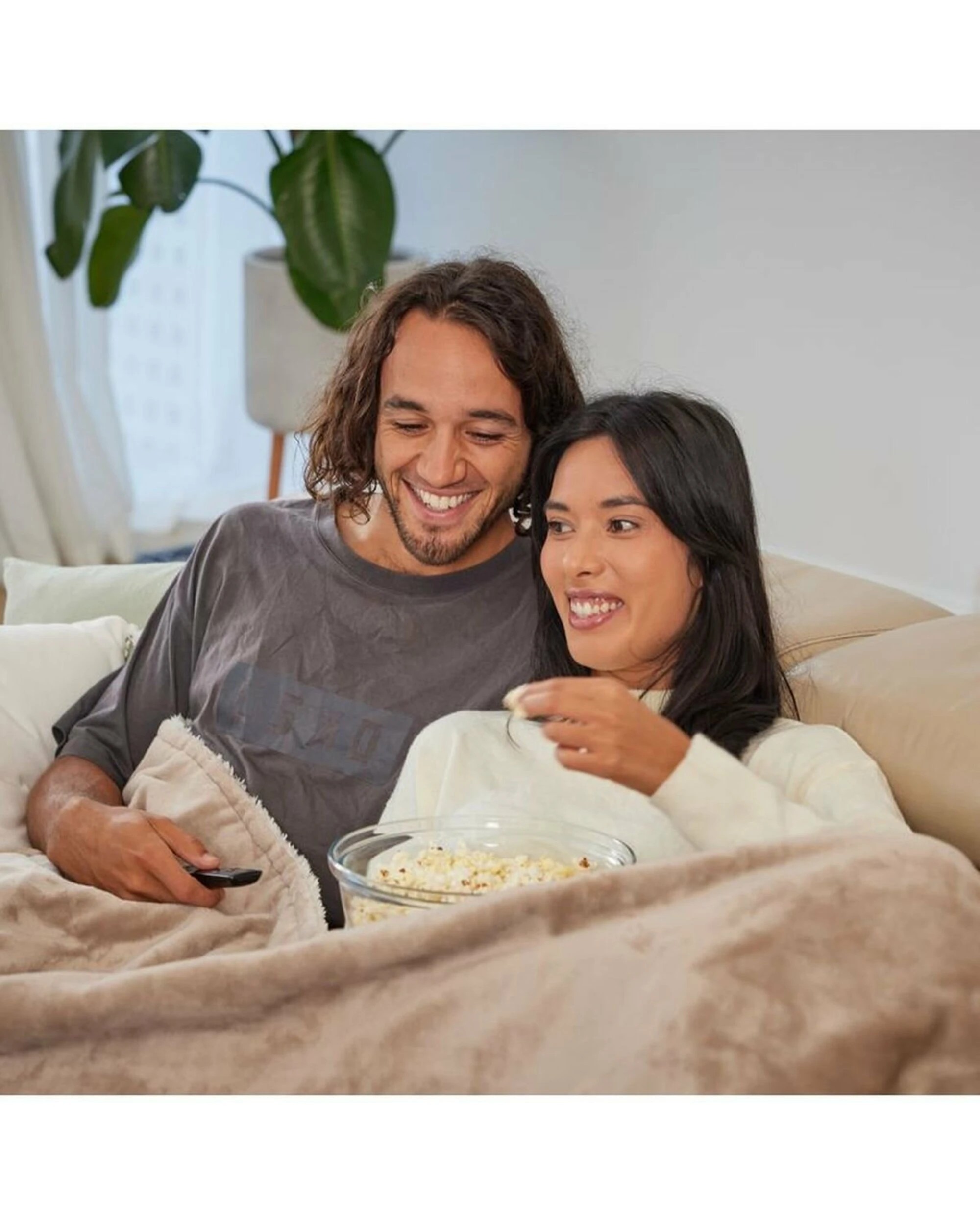 4 Homedics Heated Throw Blanket- Cream, 4 of 5