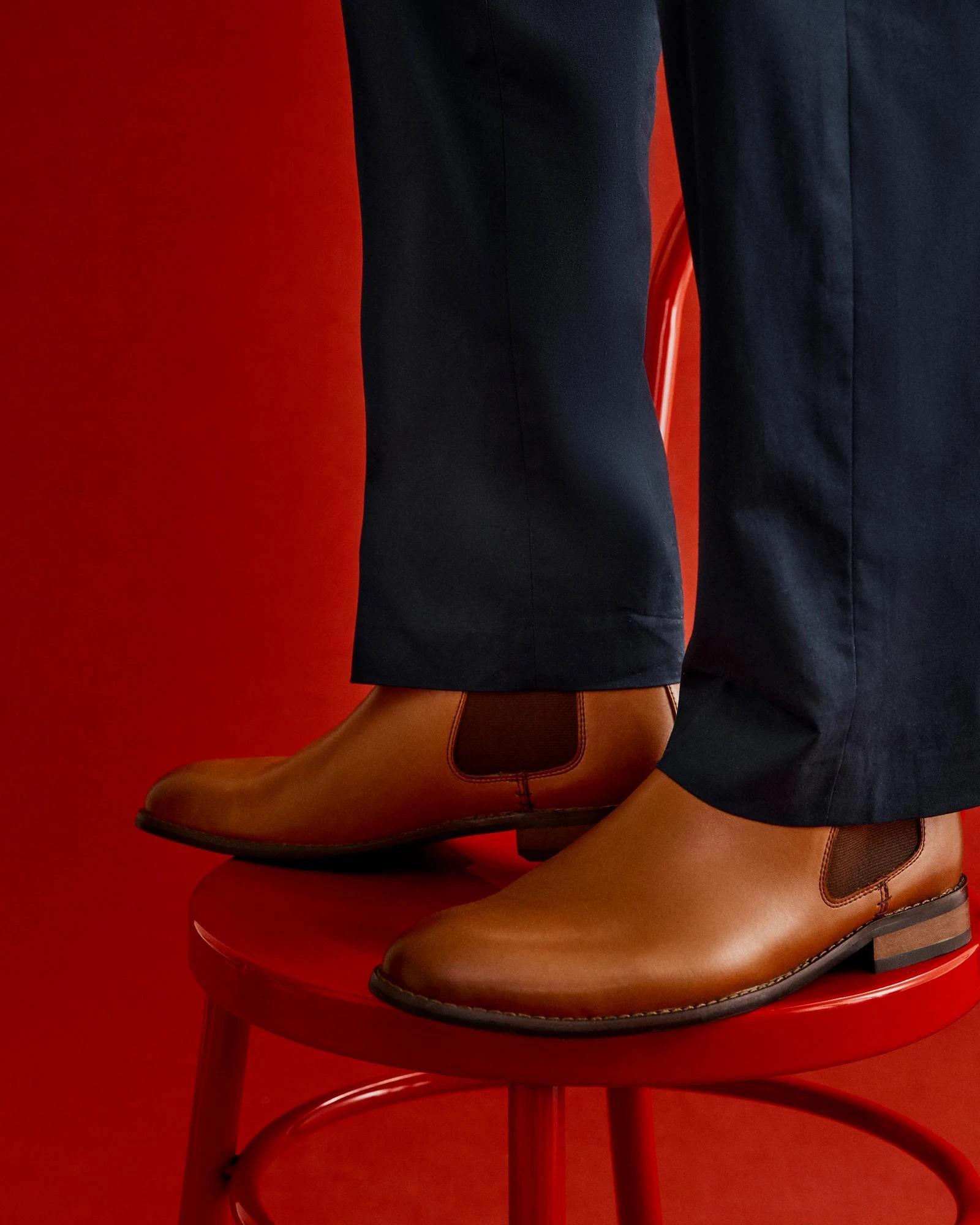 4 Target Mens Leather Chelsea Boots - James BROWN, 4 of 4