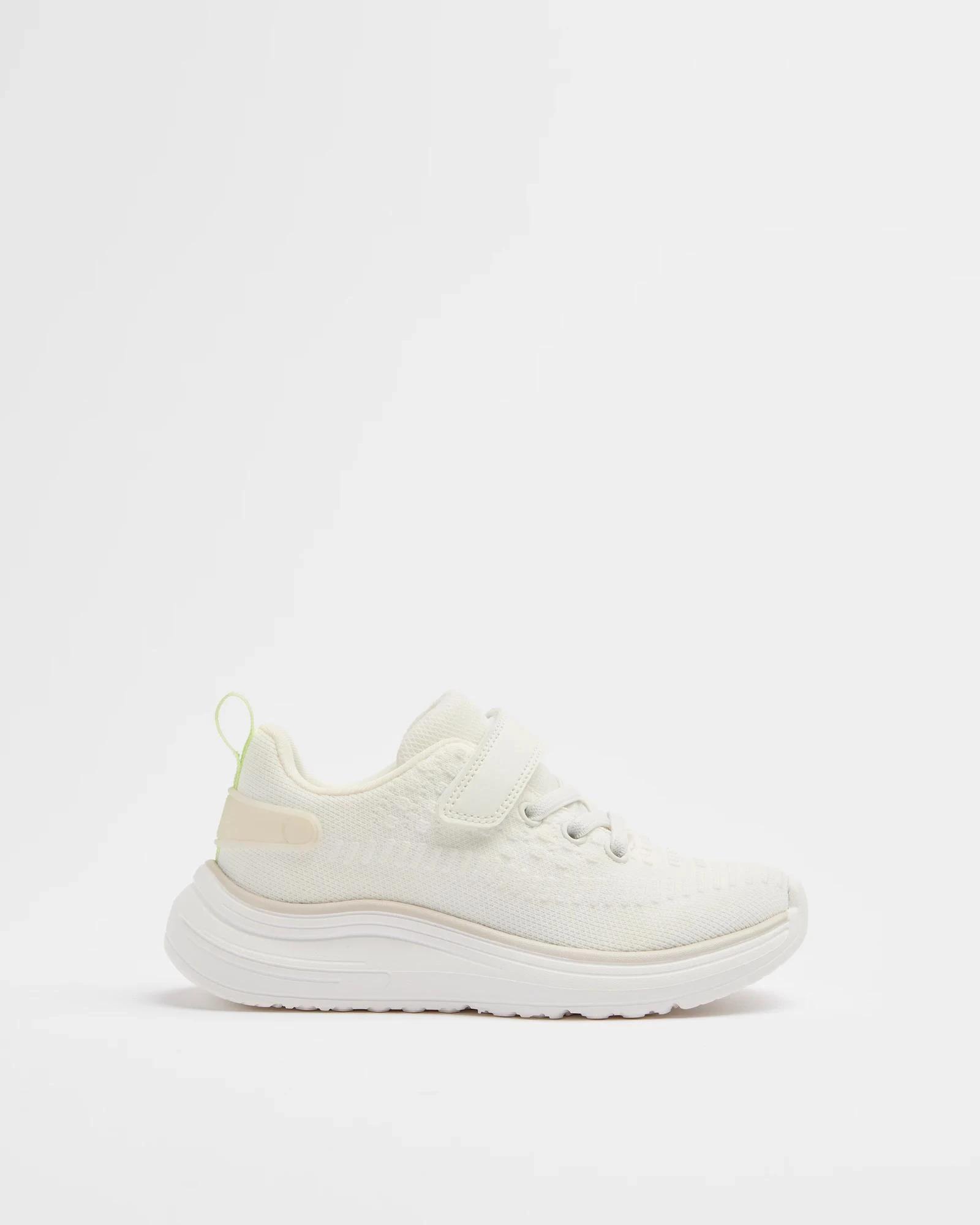 1 Target Kids Girls Junior Self-Fastening Sneaker - Solan WHITE, 1 of 2