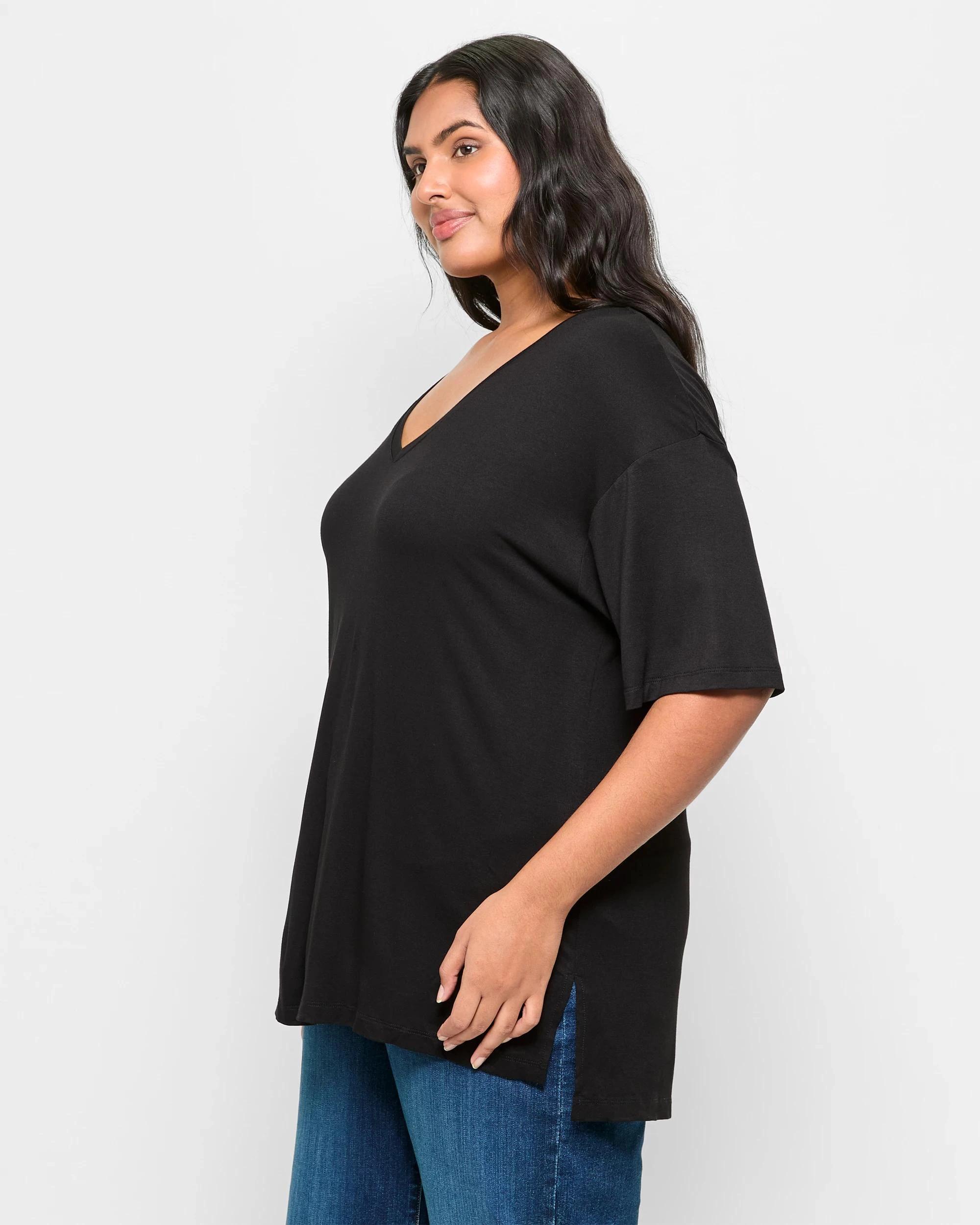 3 Target Plus Size V-Neck T-Shirt BLACK, 3 of 5