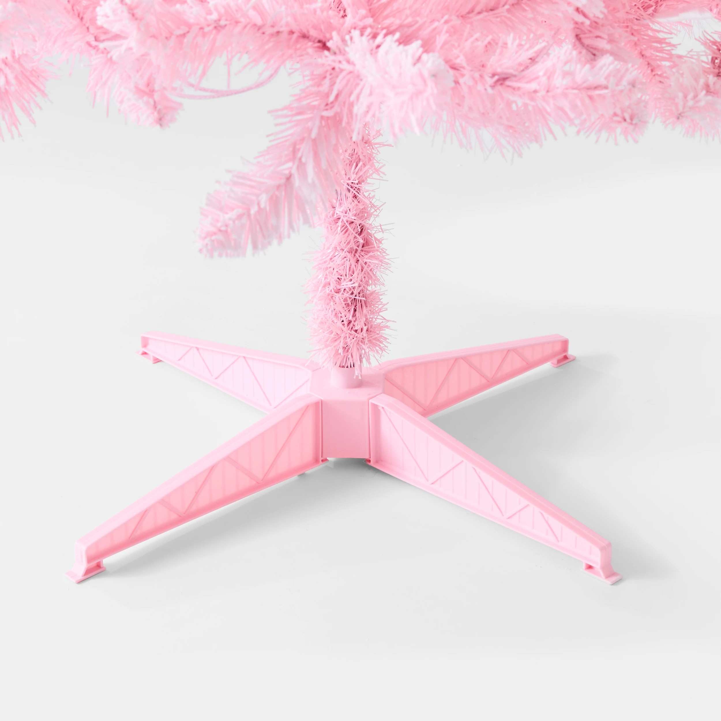 7 1.82m (6ft) Flocked Pink Prelit Christmas Tree, 7 of 8