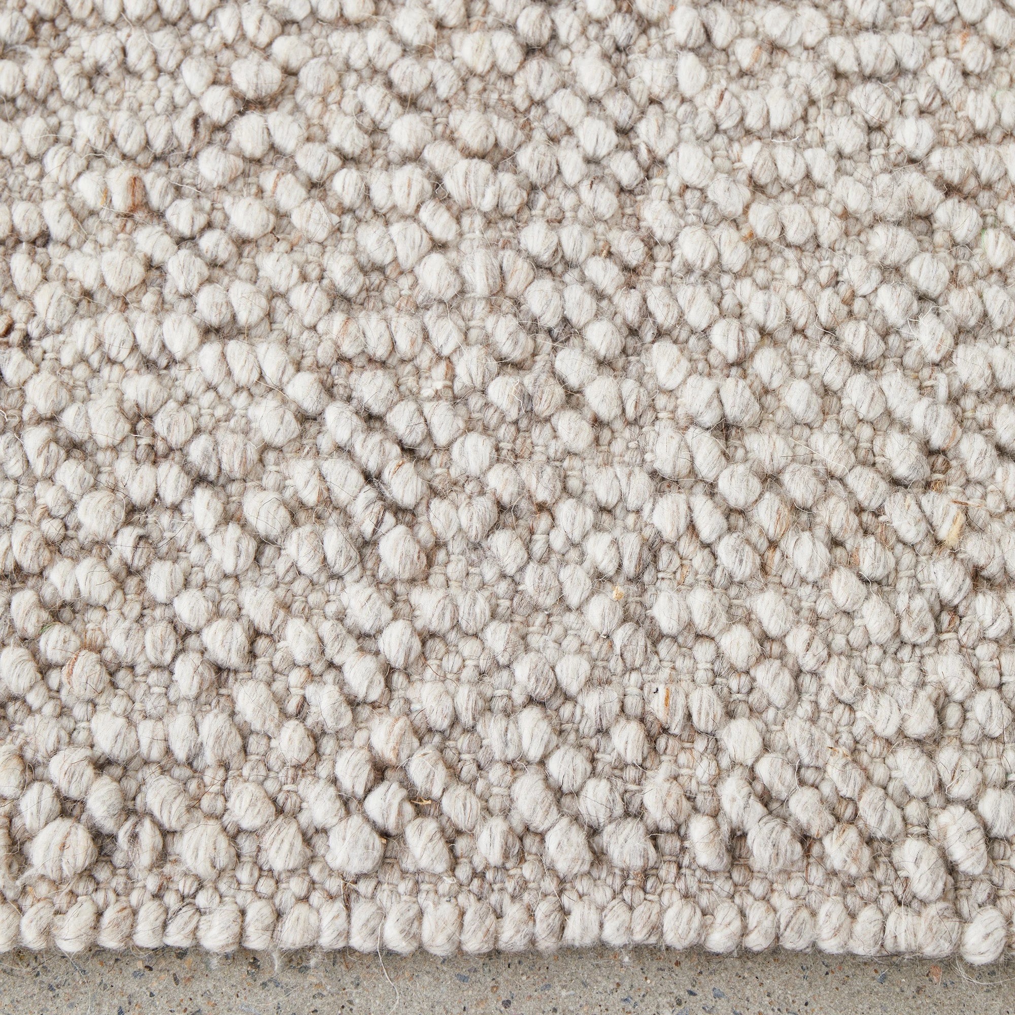 3 Common Ground Rugs Tactile 83 320x230cm - Beige, 3 of 6
