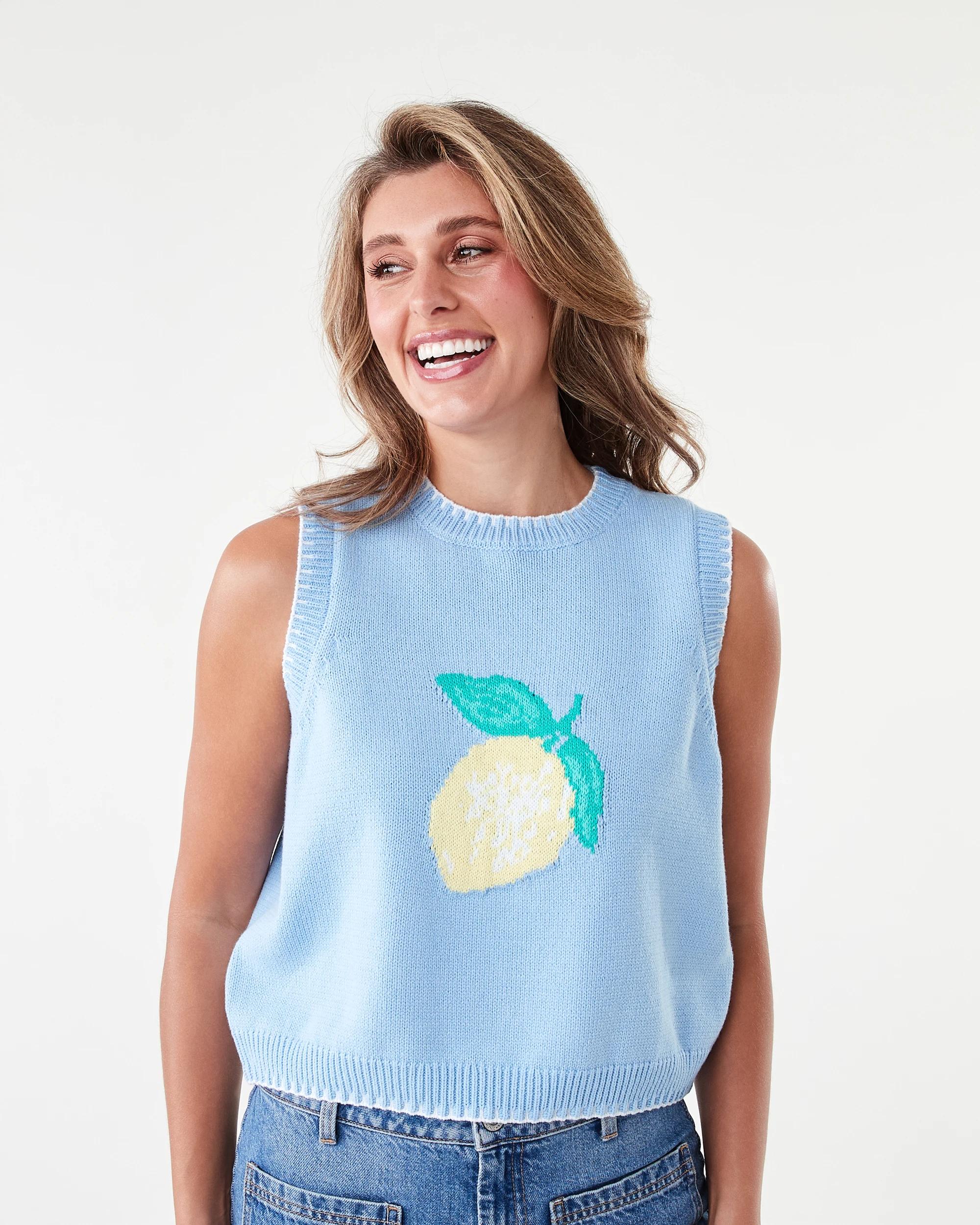 1 Jacquard Vest Lmn, 1 of 7