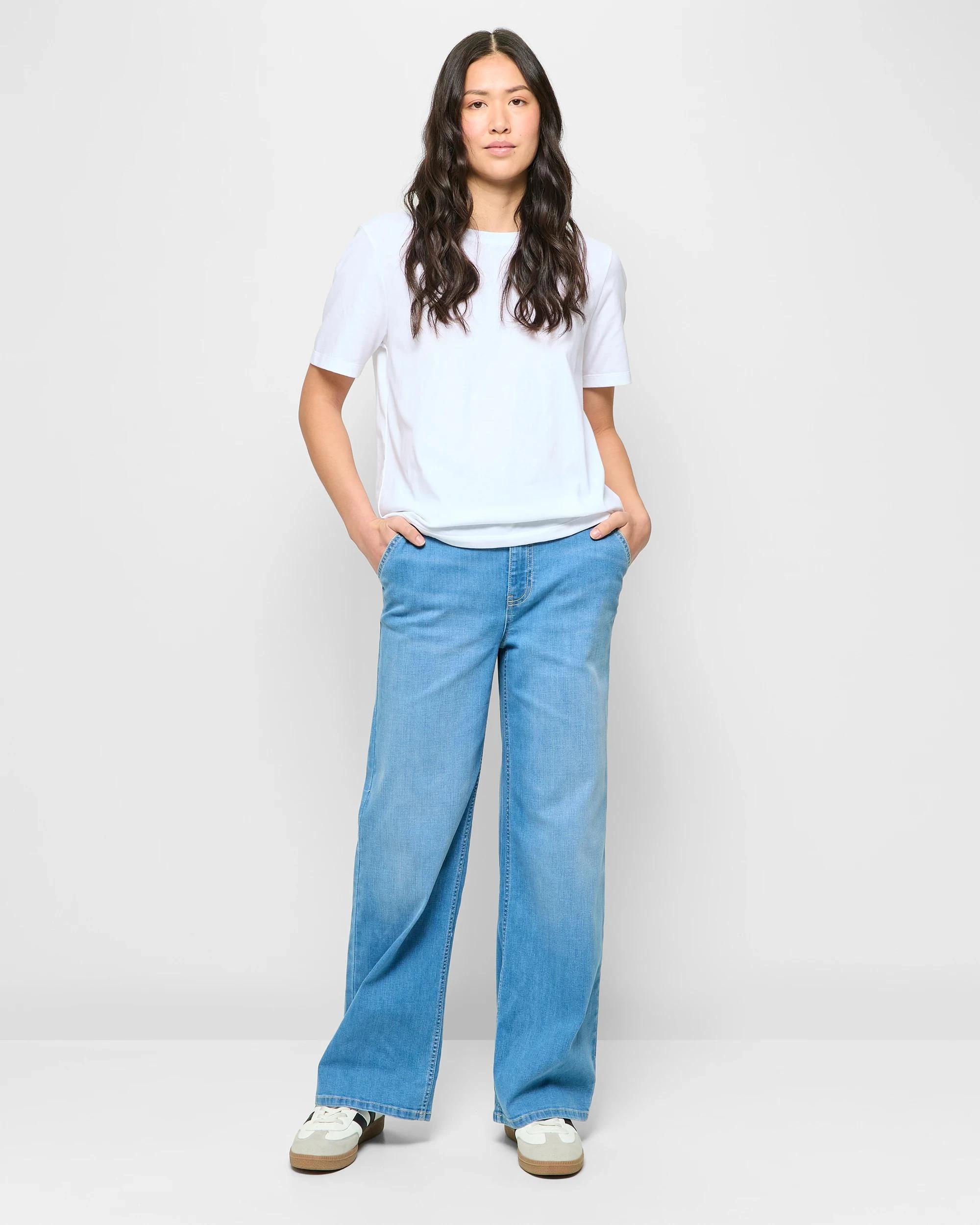 2 Target Woman Australian Cotton Classic T-Shirt WHITE, 2 of 5