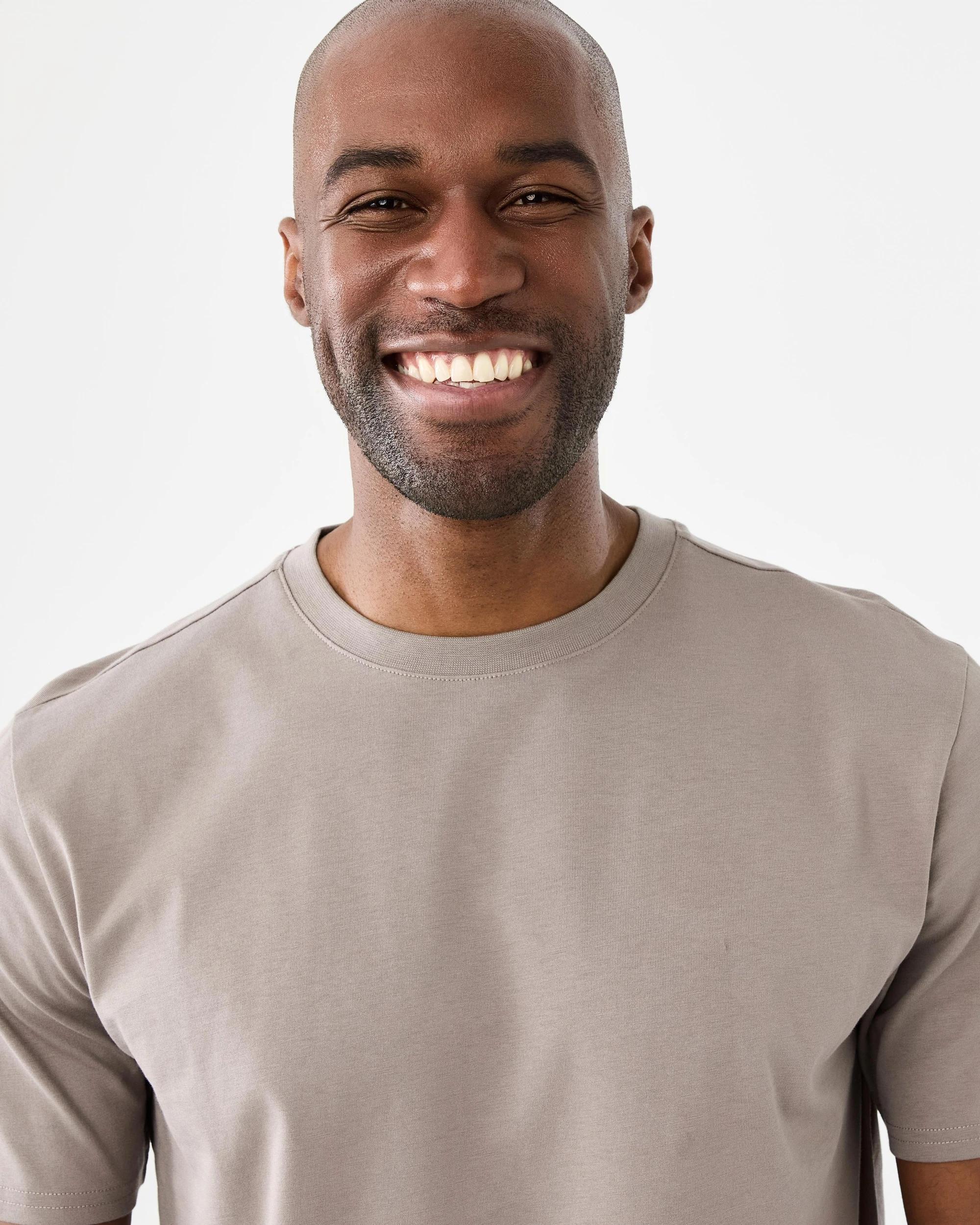 4 Cotton Crew Neck T-shirt Drift Brown, 4 of 5