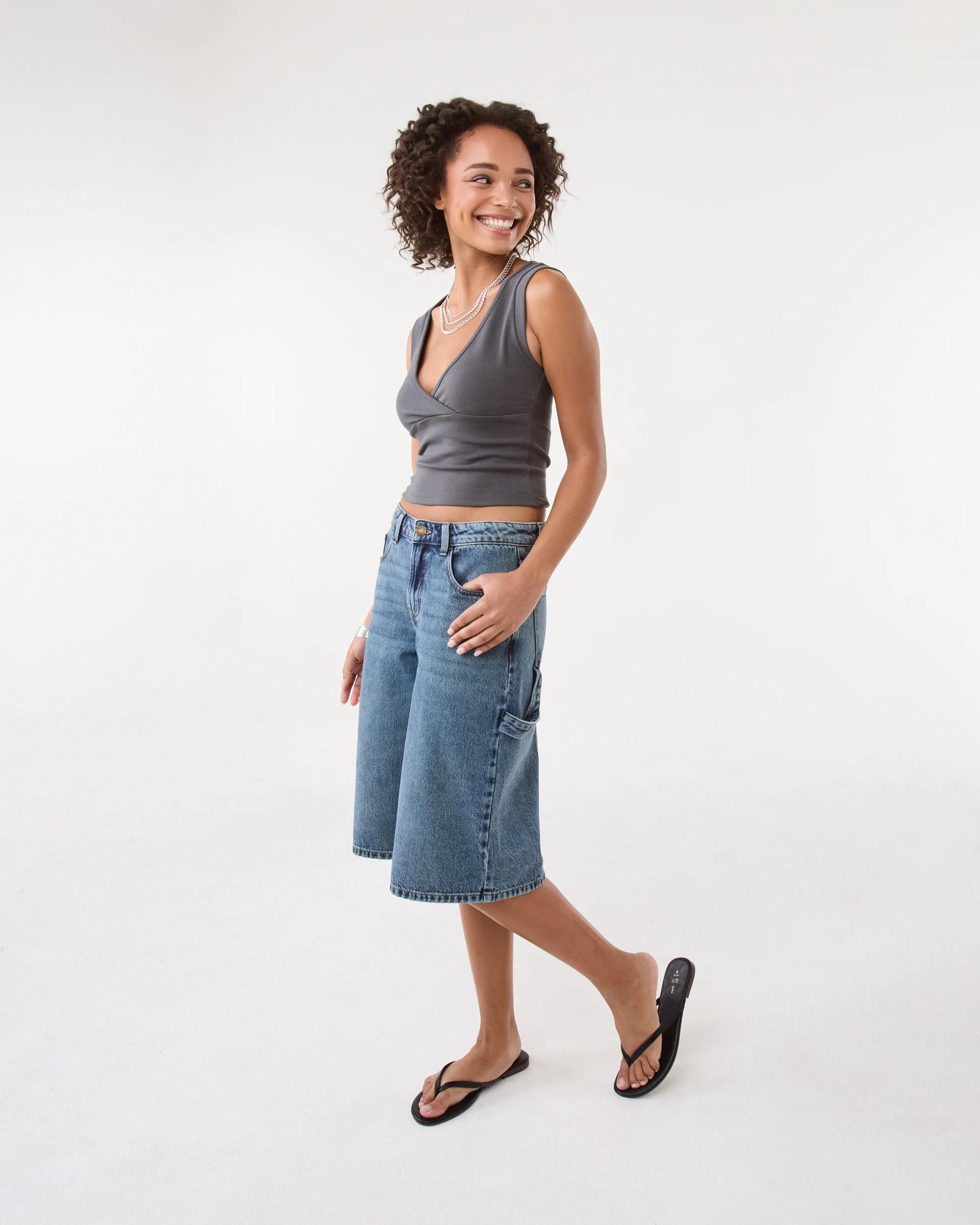 3 Sleeveless Cross Over Tank Magnet, 3 of 6