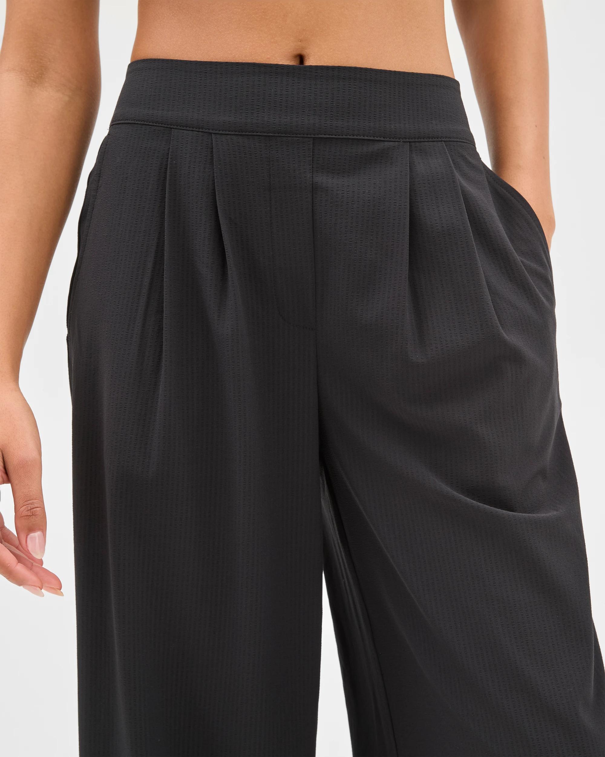 5 Target Active Travel Wide Leg Woven Pants BLACK, 5 of 6