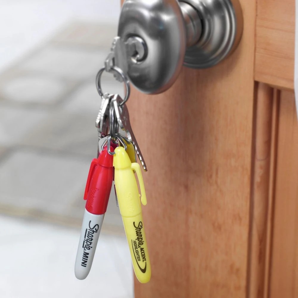 4 Sharpie Mini Permanent Markers Assorted 4 Pack, 4 of 5