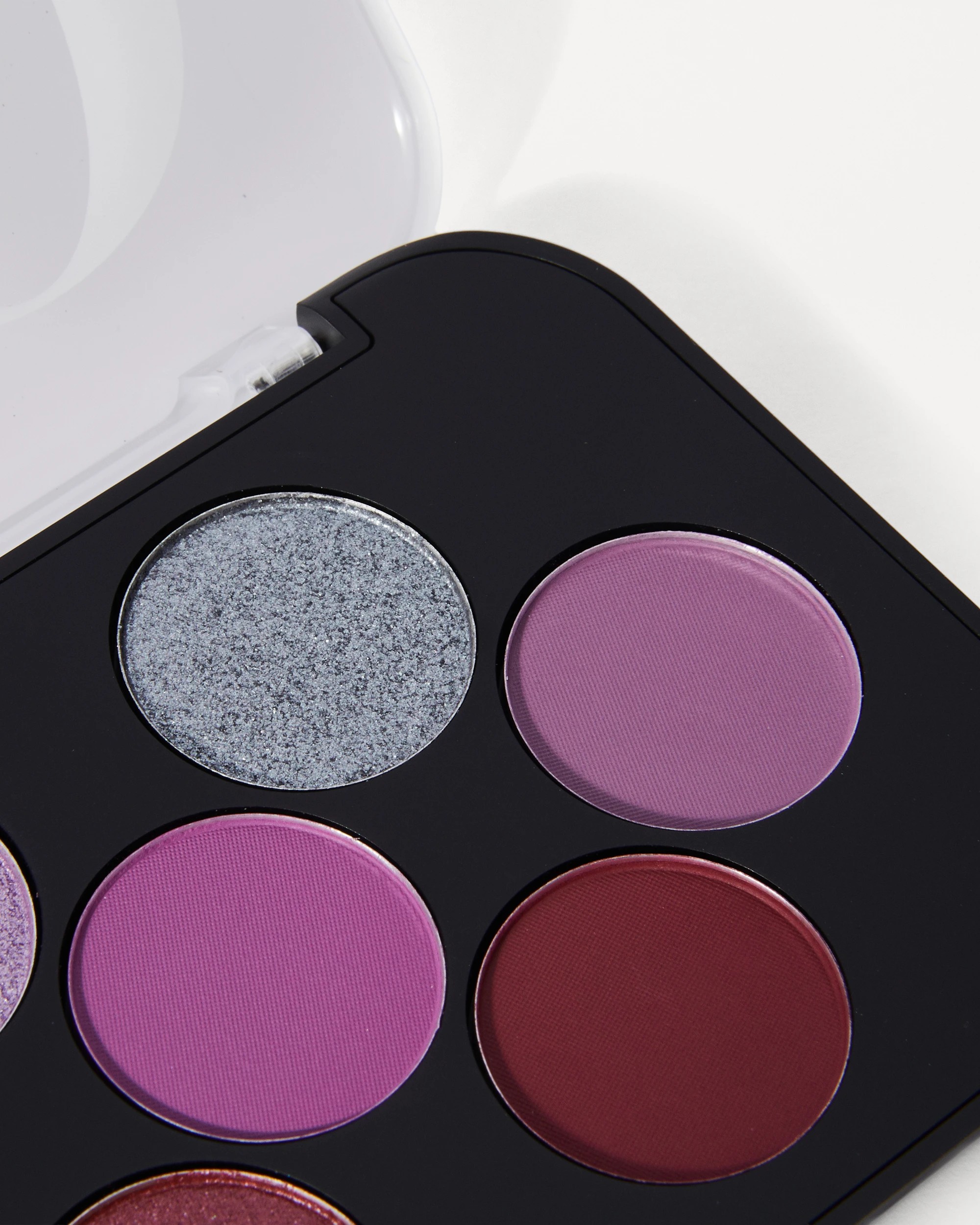 3 OXX Beauty 9 Shade Eyeshadow Palette - Plum Seduction, 3 of 7