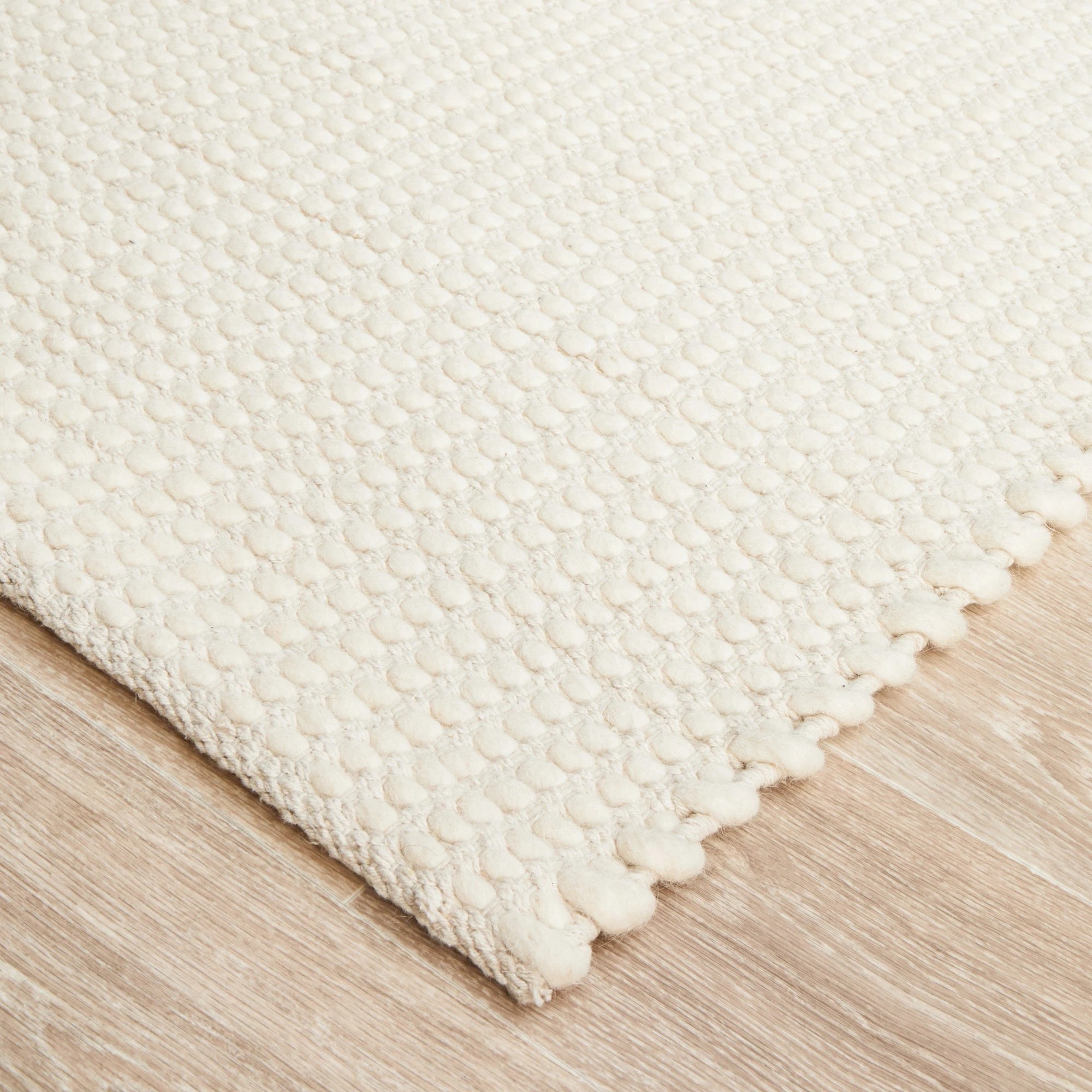 8 Common Ground Rugs Nordica 300 400x300cm - Extra Extra Large Wool Rug - White, 8 of 9