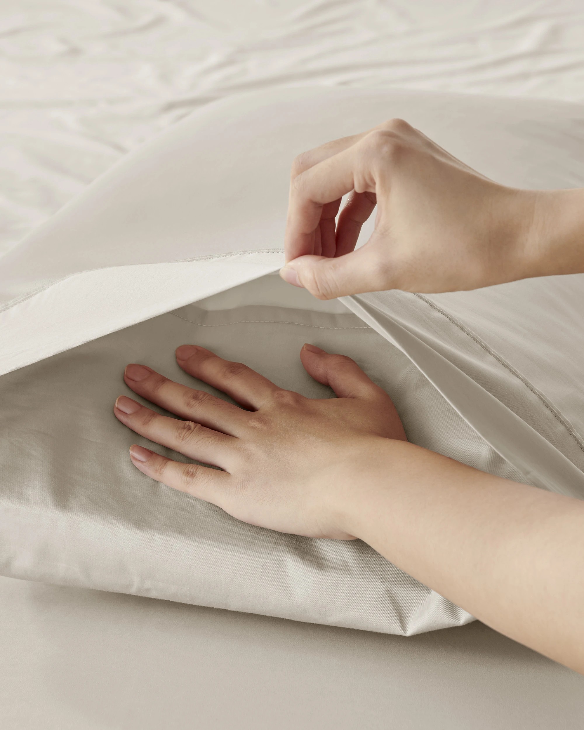 3 Dreamaker 400TC Premium Cotton Sateen Piped Quilt Cover Set - Single Bed - Oatmeal, 3 of 10