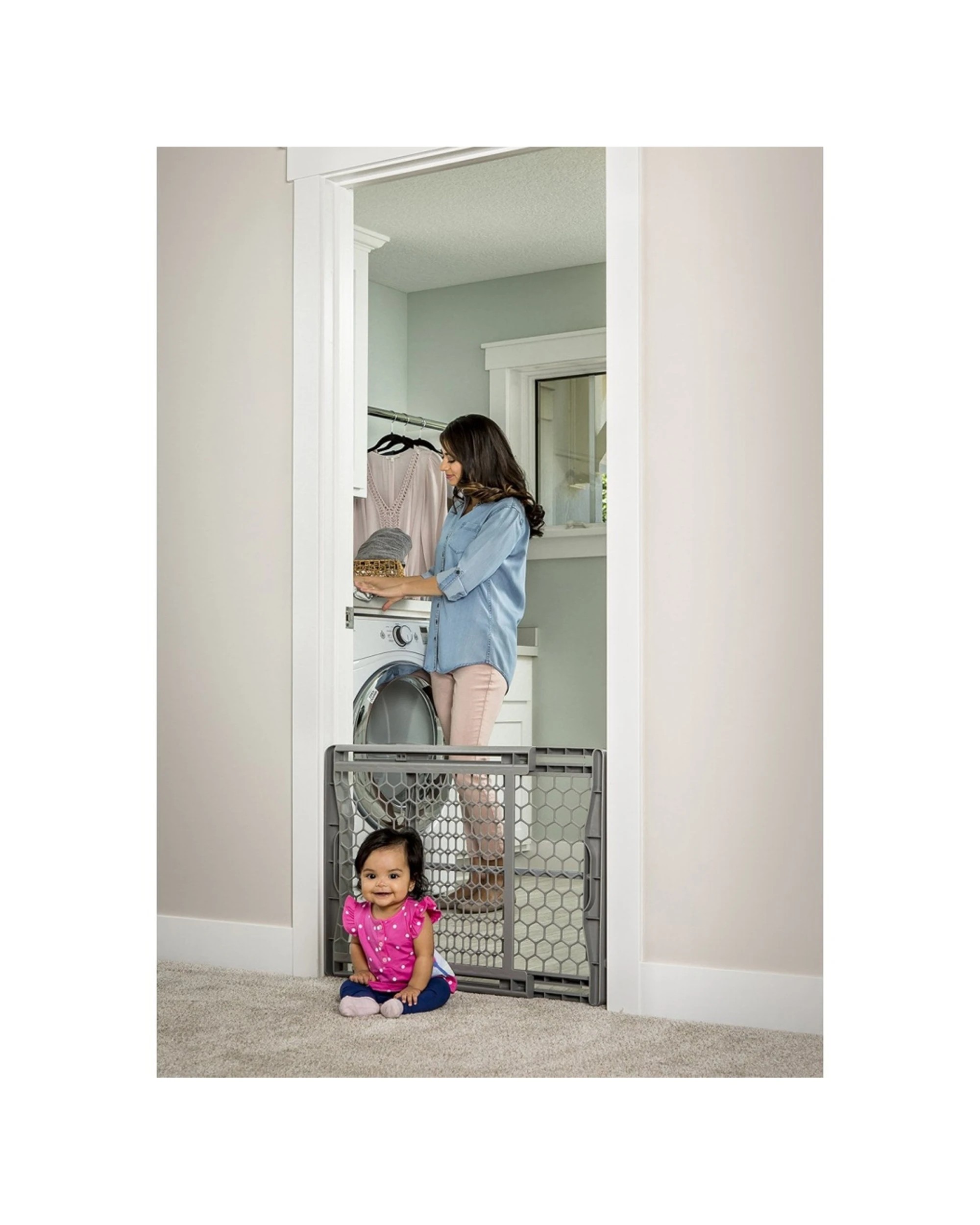 3 Regalo Expandable Baby Gate Plastic Twist Lock Fits Openings 28-42 Inches - Multi, 3 of 4