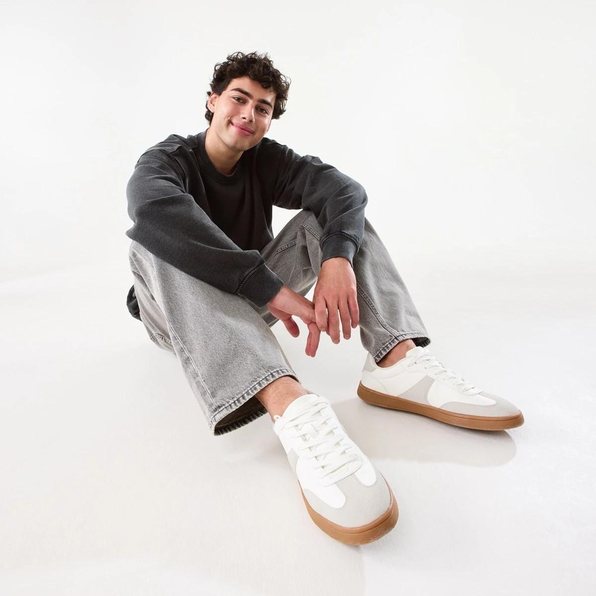 9 Oversized Crew Neck Sweatshirt Black, 9 of 10