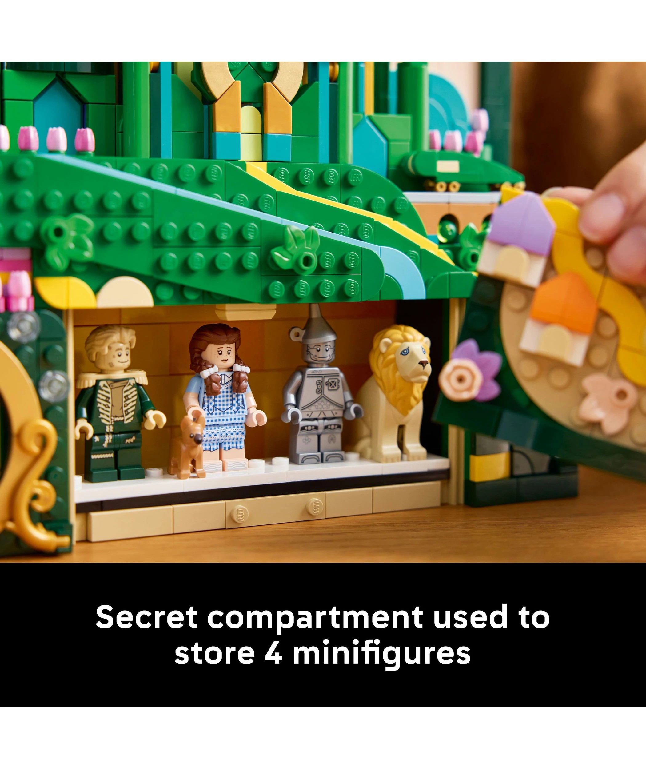 8 LEGO Wicked Emerald City Wall Art 75685, 8 of 11