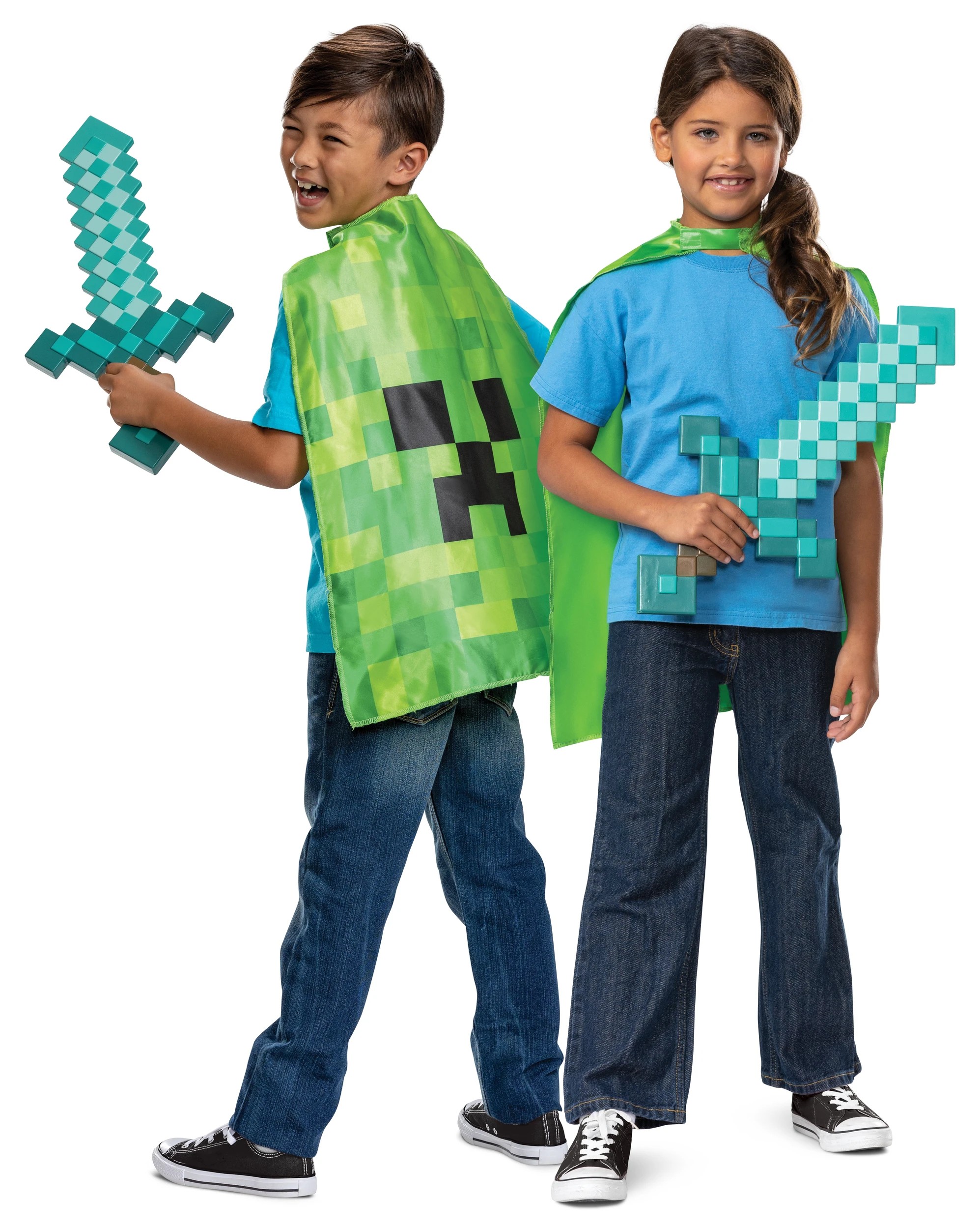 2 Minecraft Sword and Cape Set - Ages 4+, 2 of 5