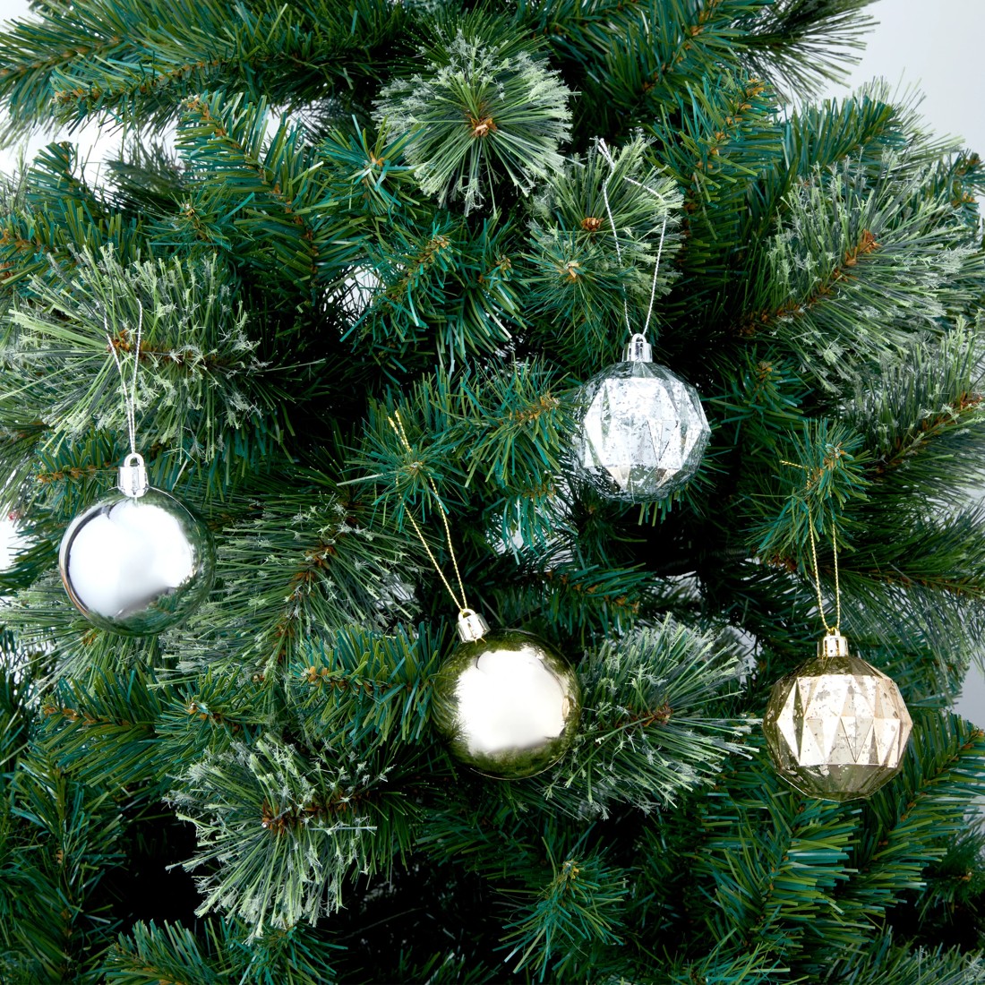 7 47 Pack 6cm Luxury Baubles, 7 of 8