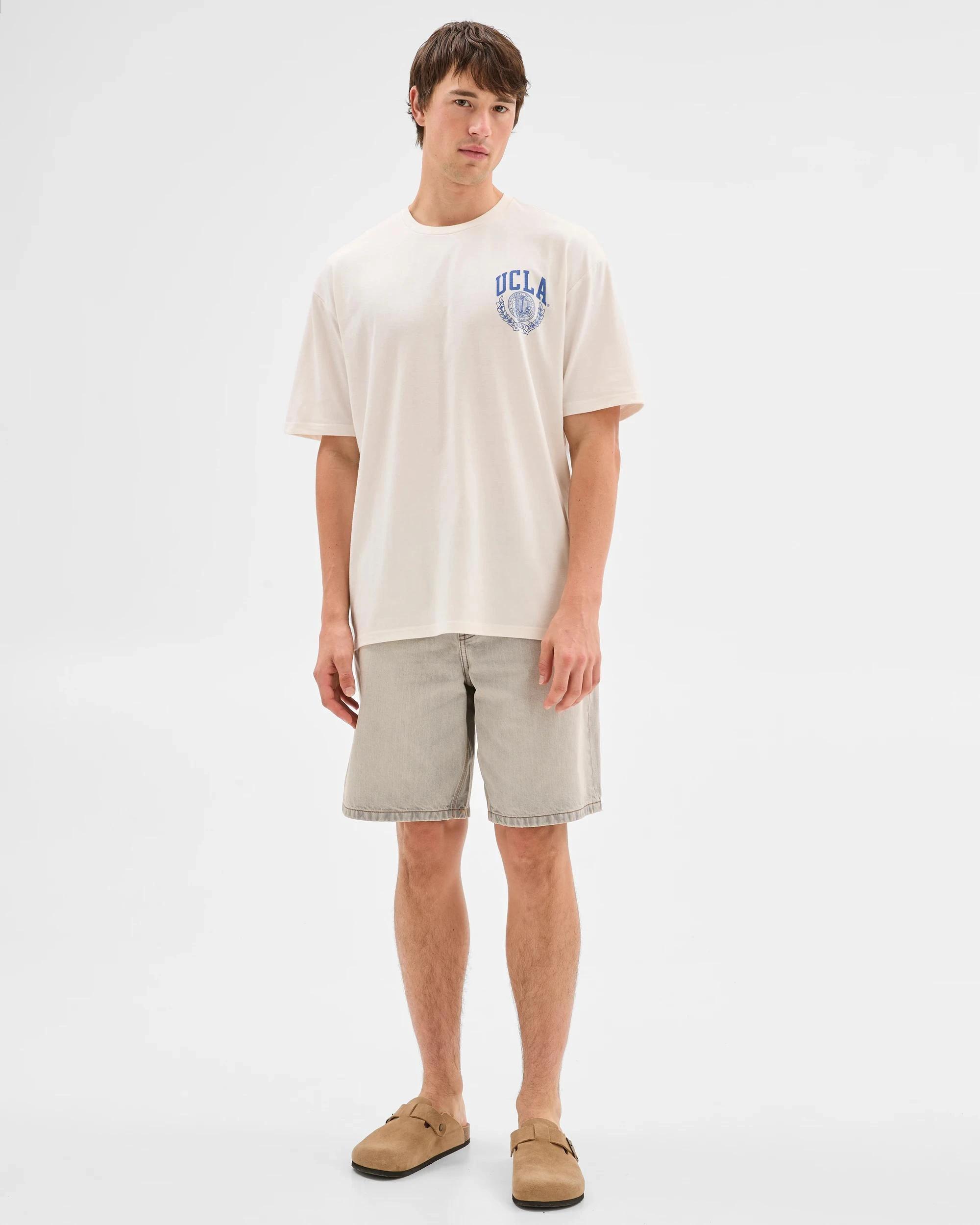 1 Licensed Relaxed Fit UCLA T-Shirt WHITE, 1 of 6