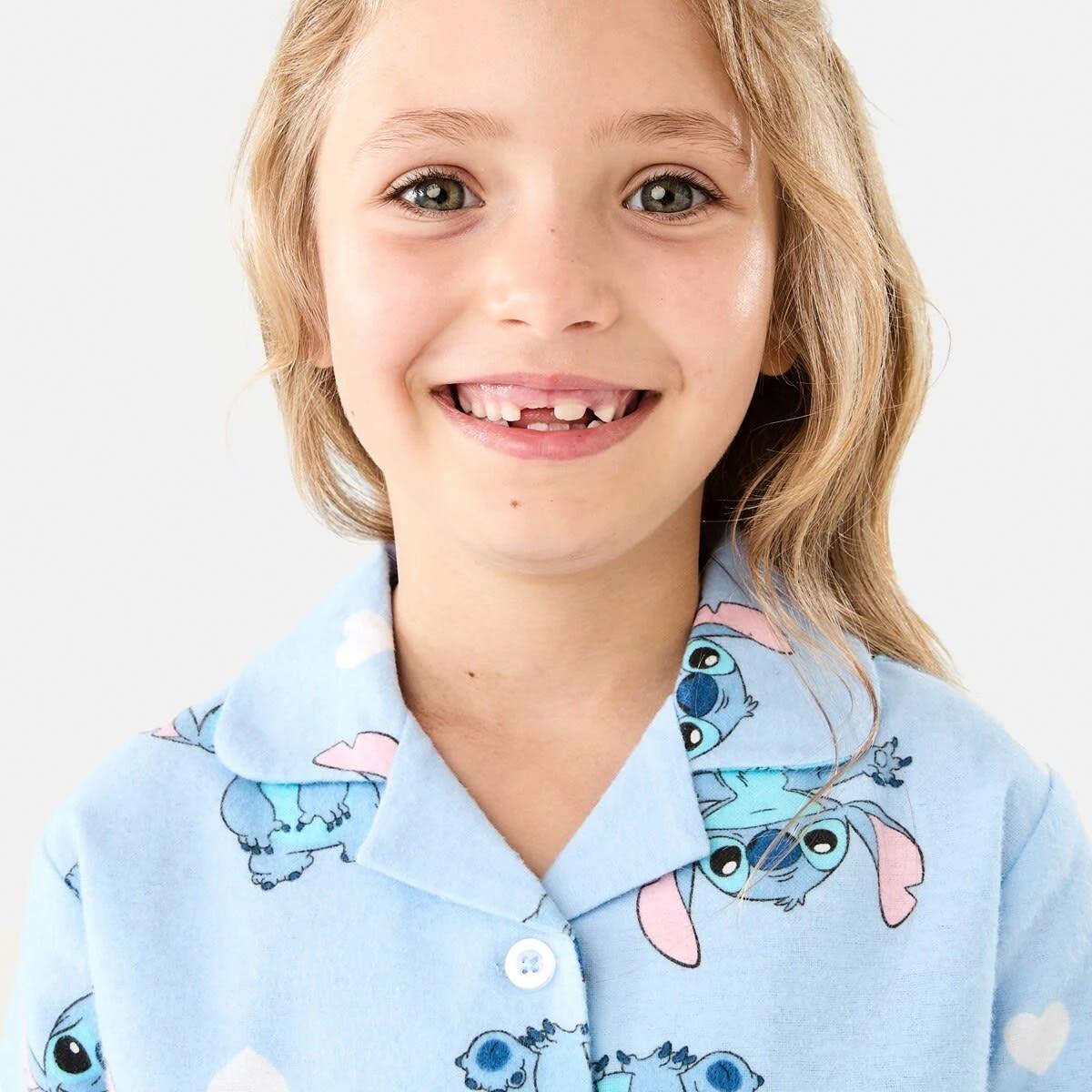 3 Disney Lilo & Stitch License Pyjama Set Lilo, 3 of 9