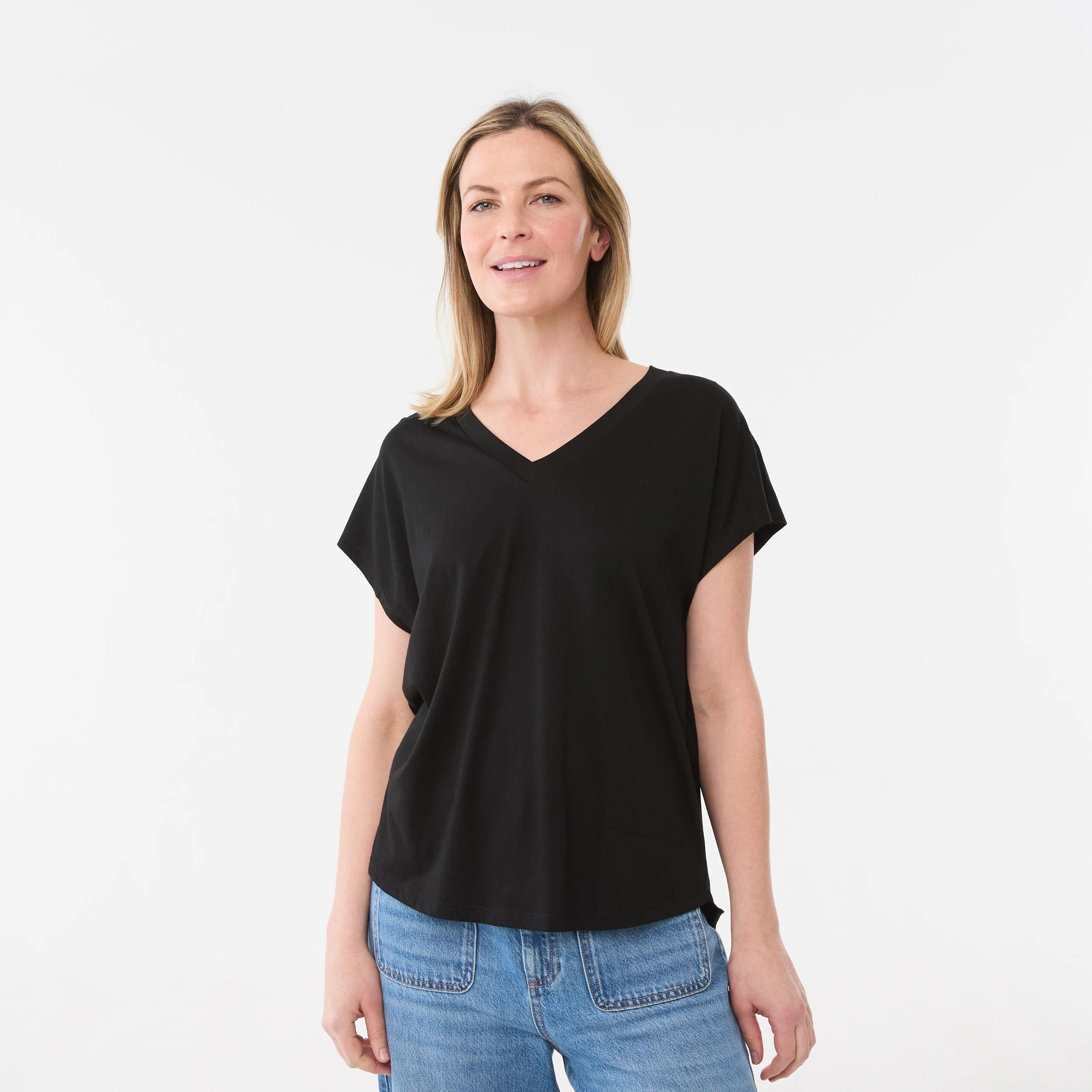 1 Short Extended Sleeve V-Neck T-shirt BLACK, 1 of 5