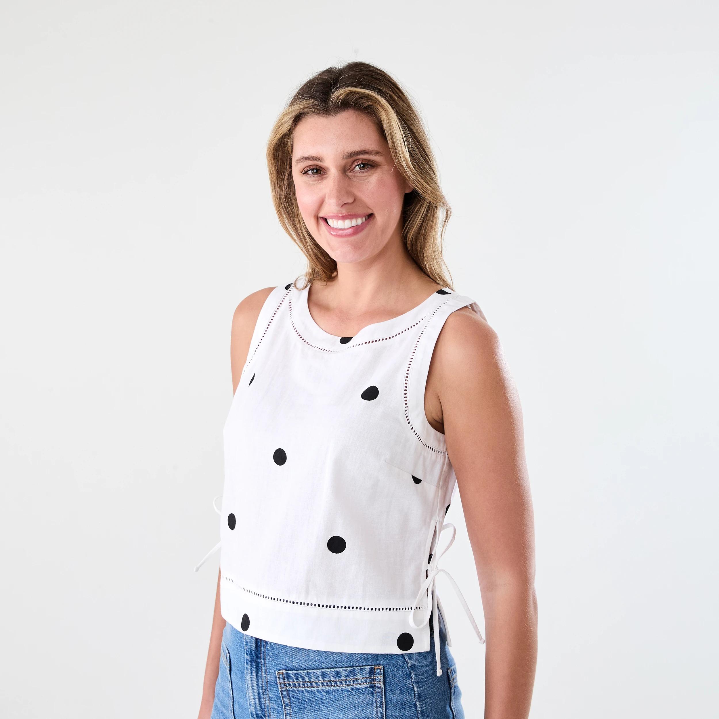 2 Sleeveless Side Tie Detail Top Spot Wht, 2 of 6