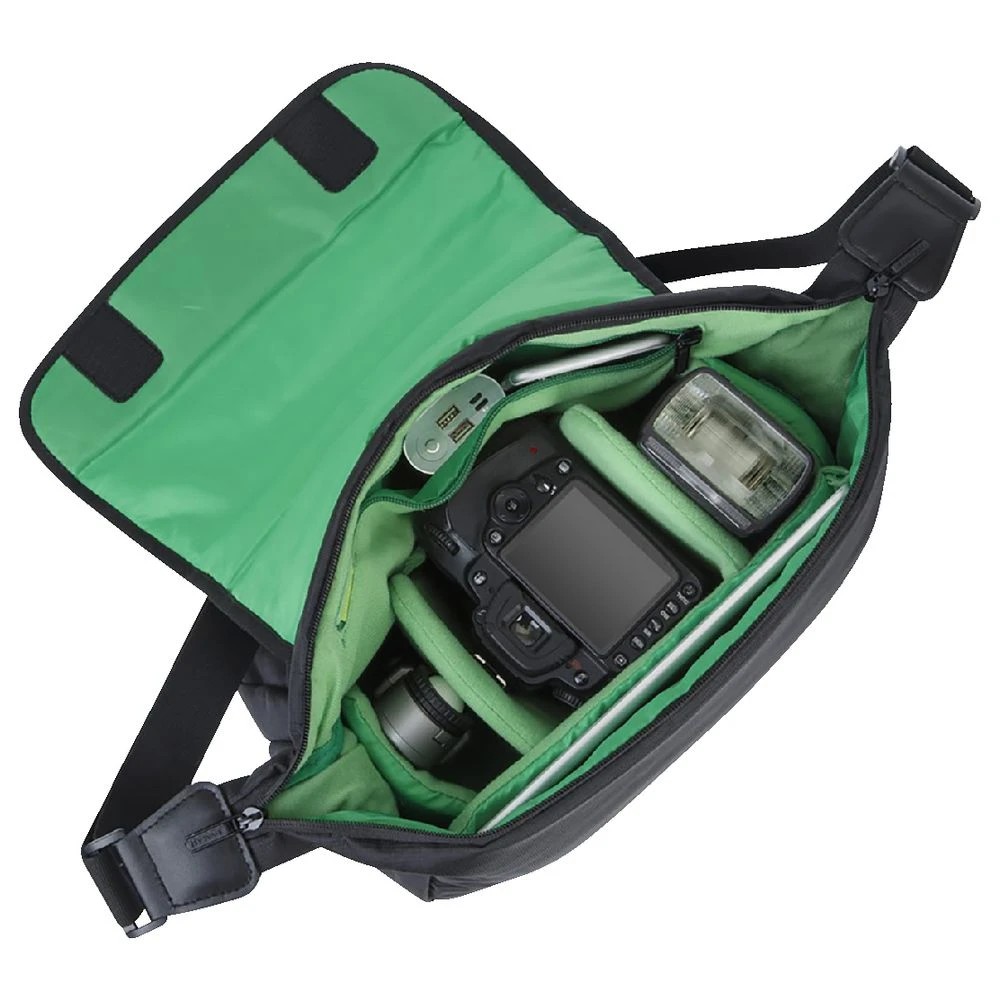4 Rivacase 7450 DSLR Messenger Bag Black, 4 of 7
