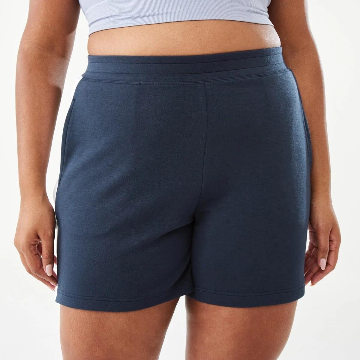 3 Active Womens Snap Shorts Shade Navy, 3 of 8