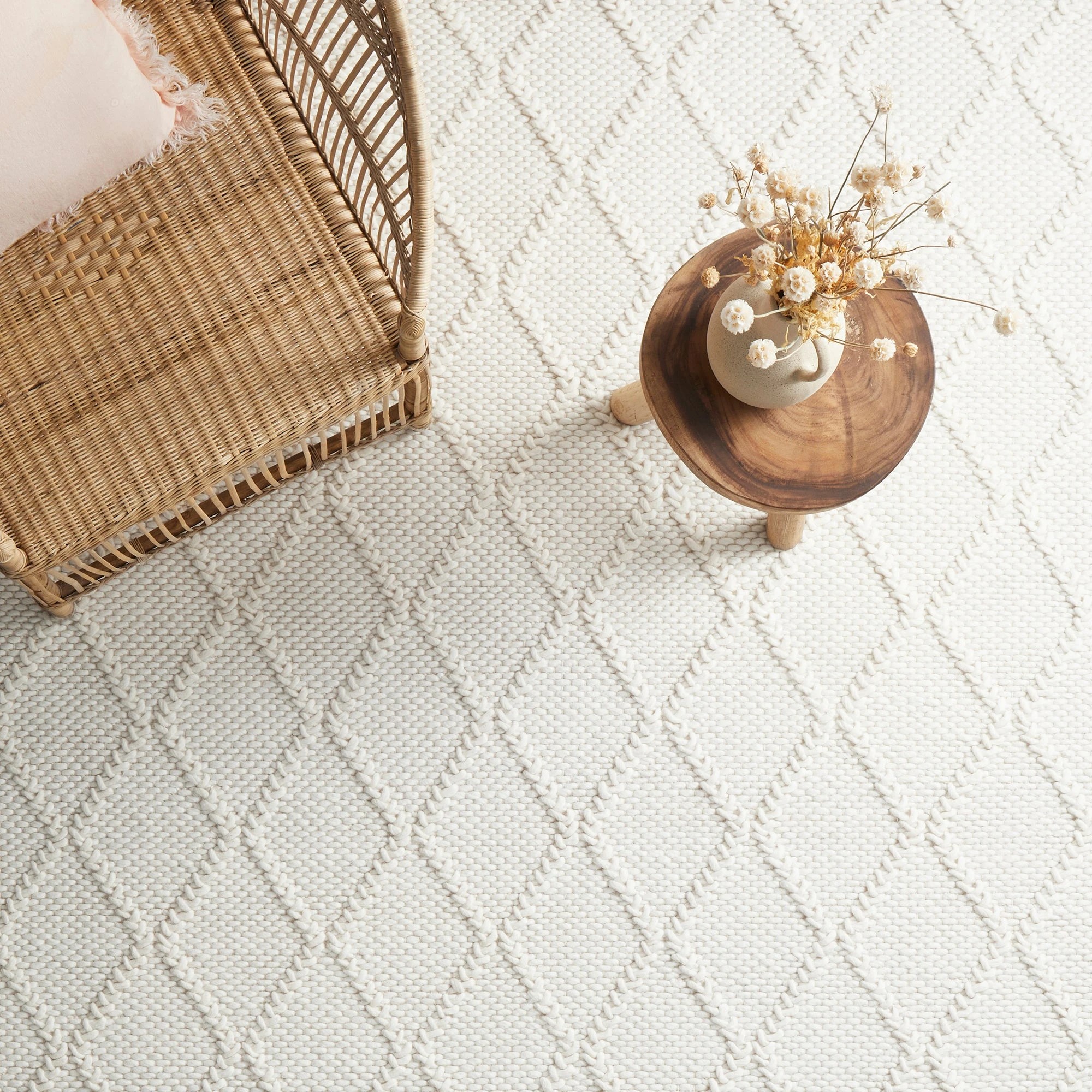 2 Common Ground Rugs Valor 400x300cm - Extra Extra Large Hand Loomed Wool Floor Rug - White, 2 of 10