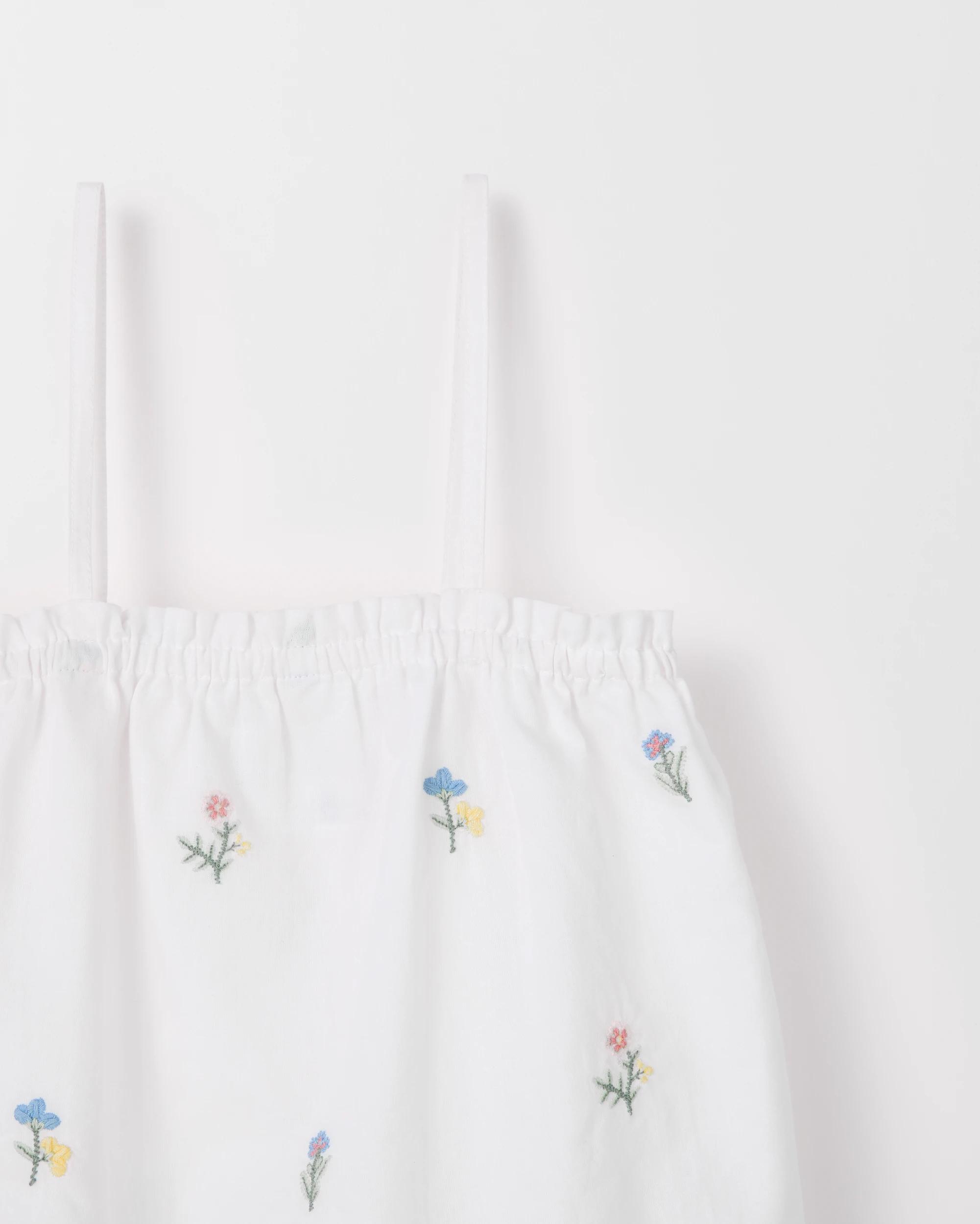 7 Target Australian Cotton Younger Girls Woven Embroidery Pyjama Set WHITE XMAS, 7 of 9