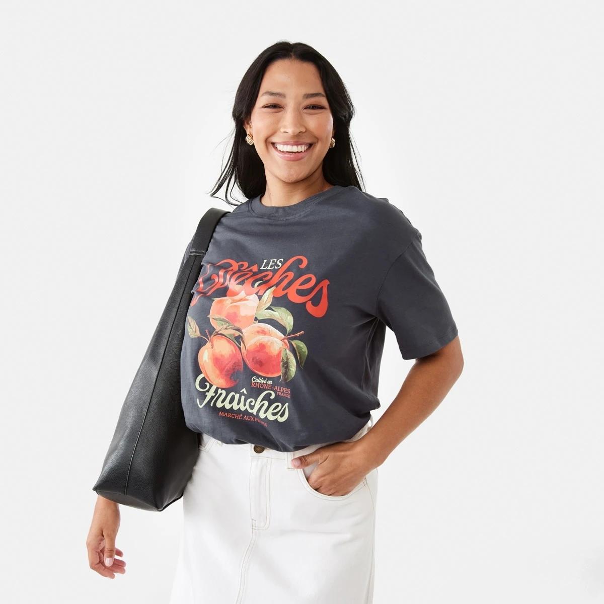 8 Short Sleeve Oversized Boyfriend T-shirt Les Peches, 8 of 8